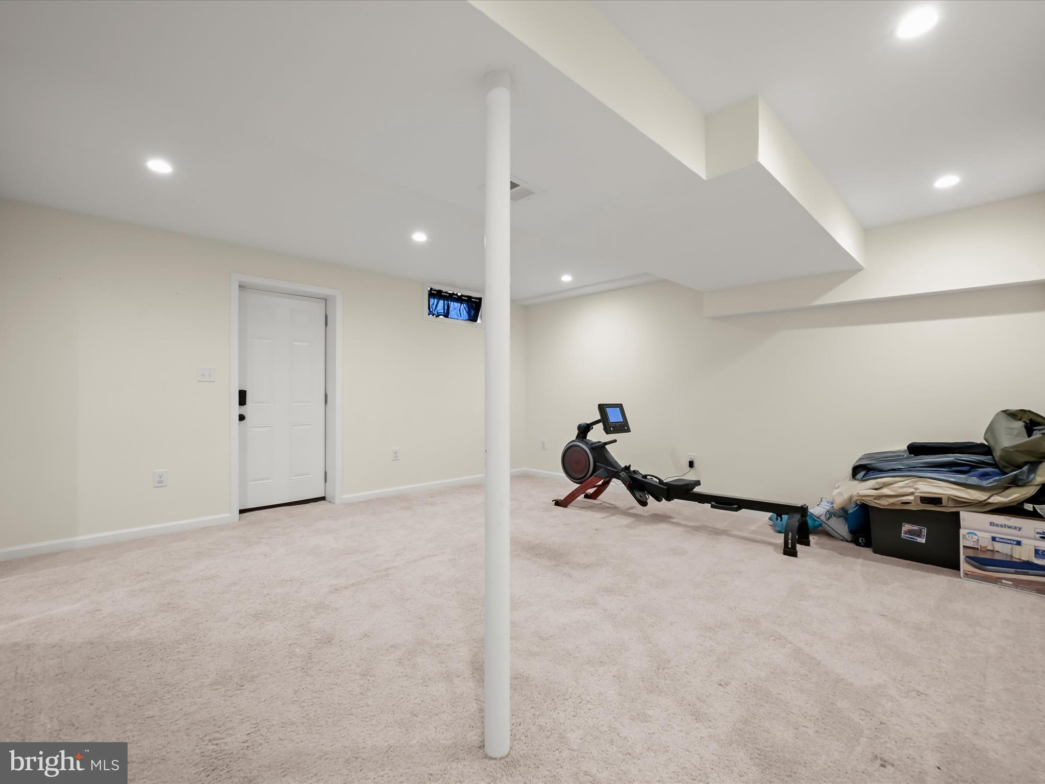 WOODBRIDGE PLAT 5 - Residential Lease