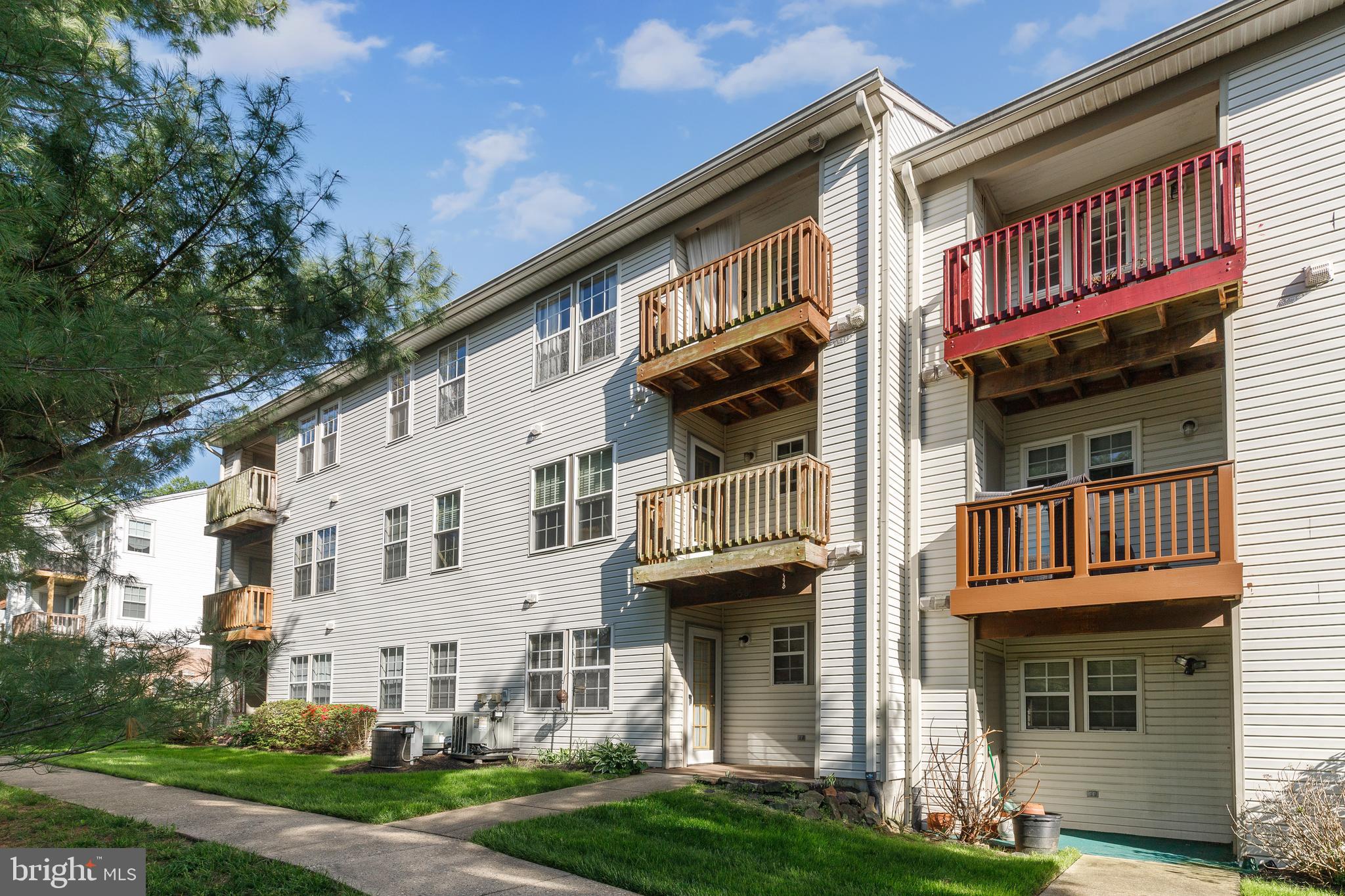 RED FOX FARMS - Residential