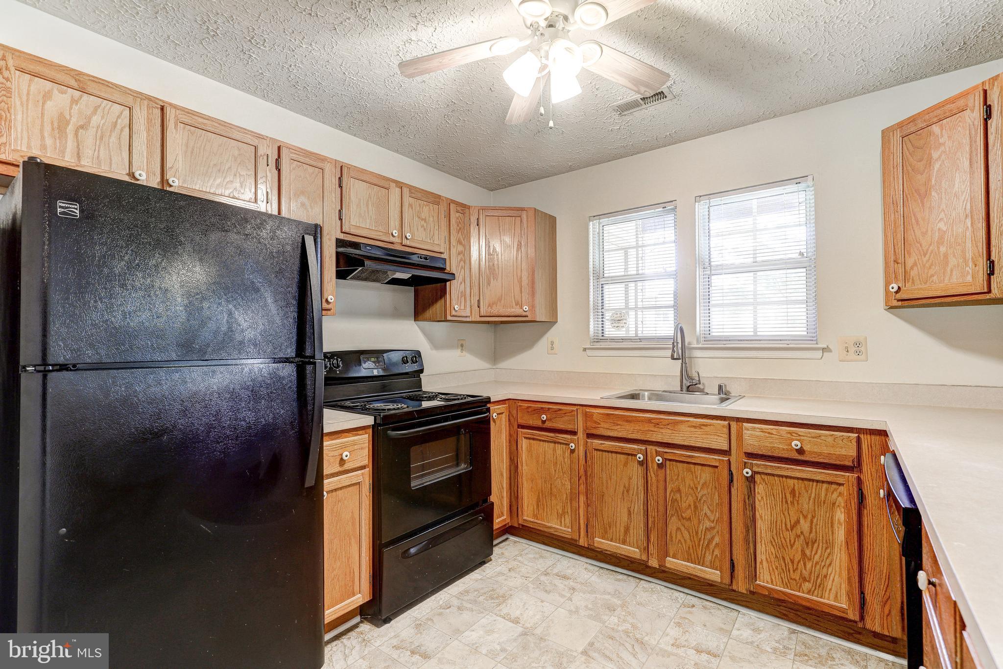 RED FOX FARMS - Residential