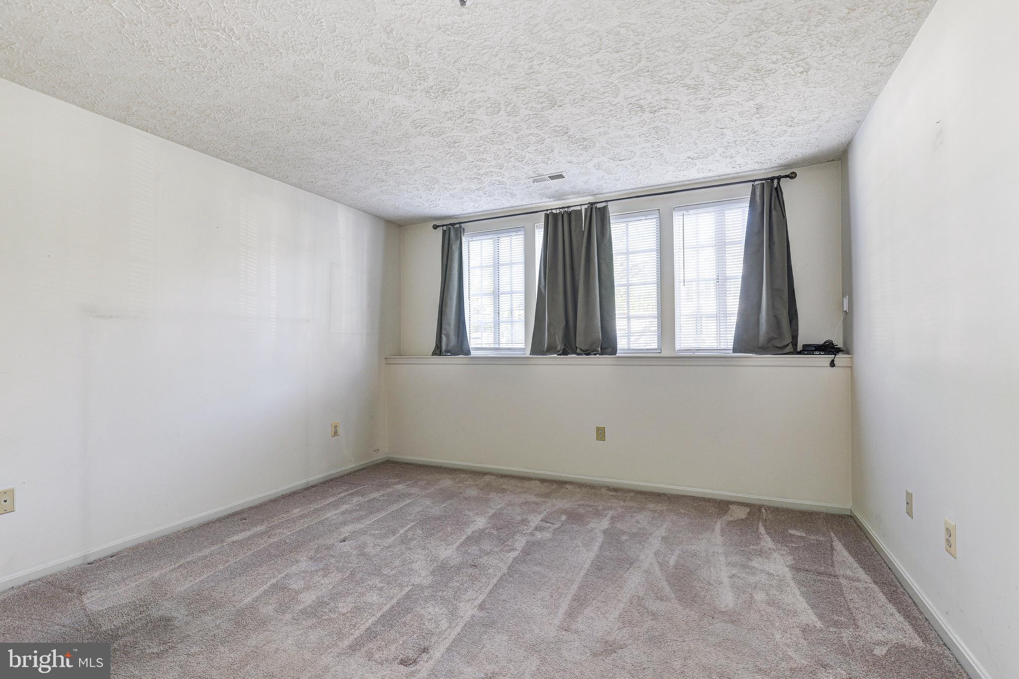 RED FOX FARMS - Residential