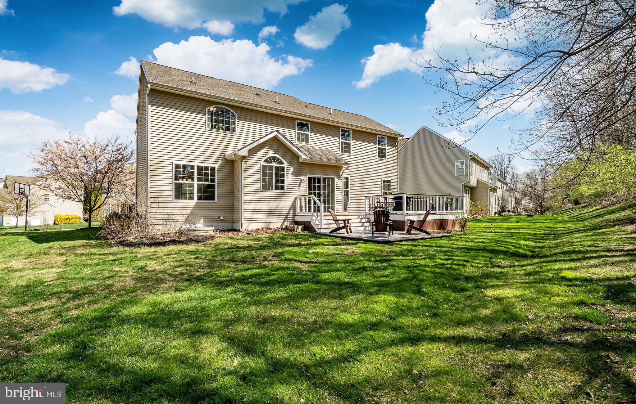 KINGS GRANT - Residential