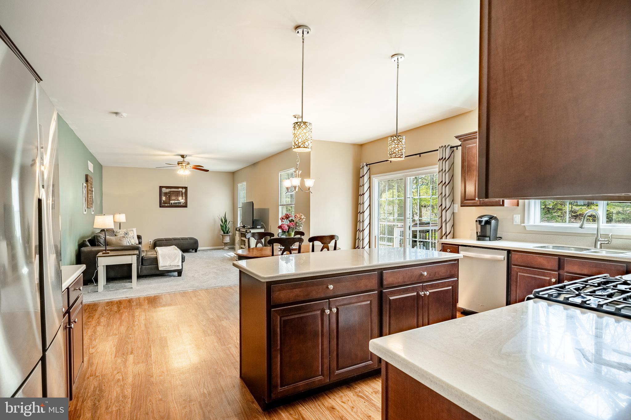 KINGS GRANT - Residential