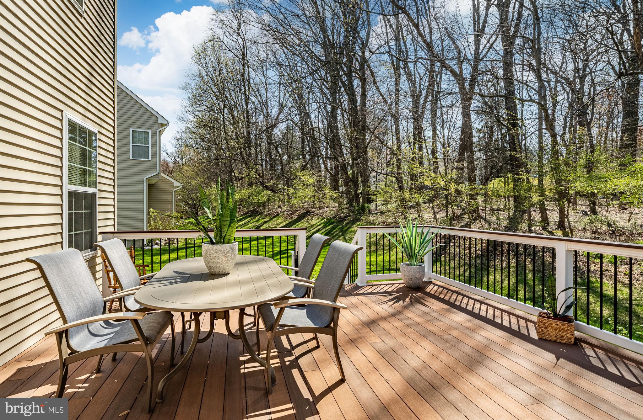 KINGS GRANT - Residential