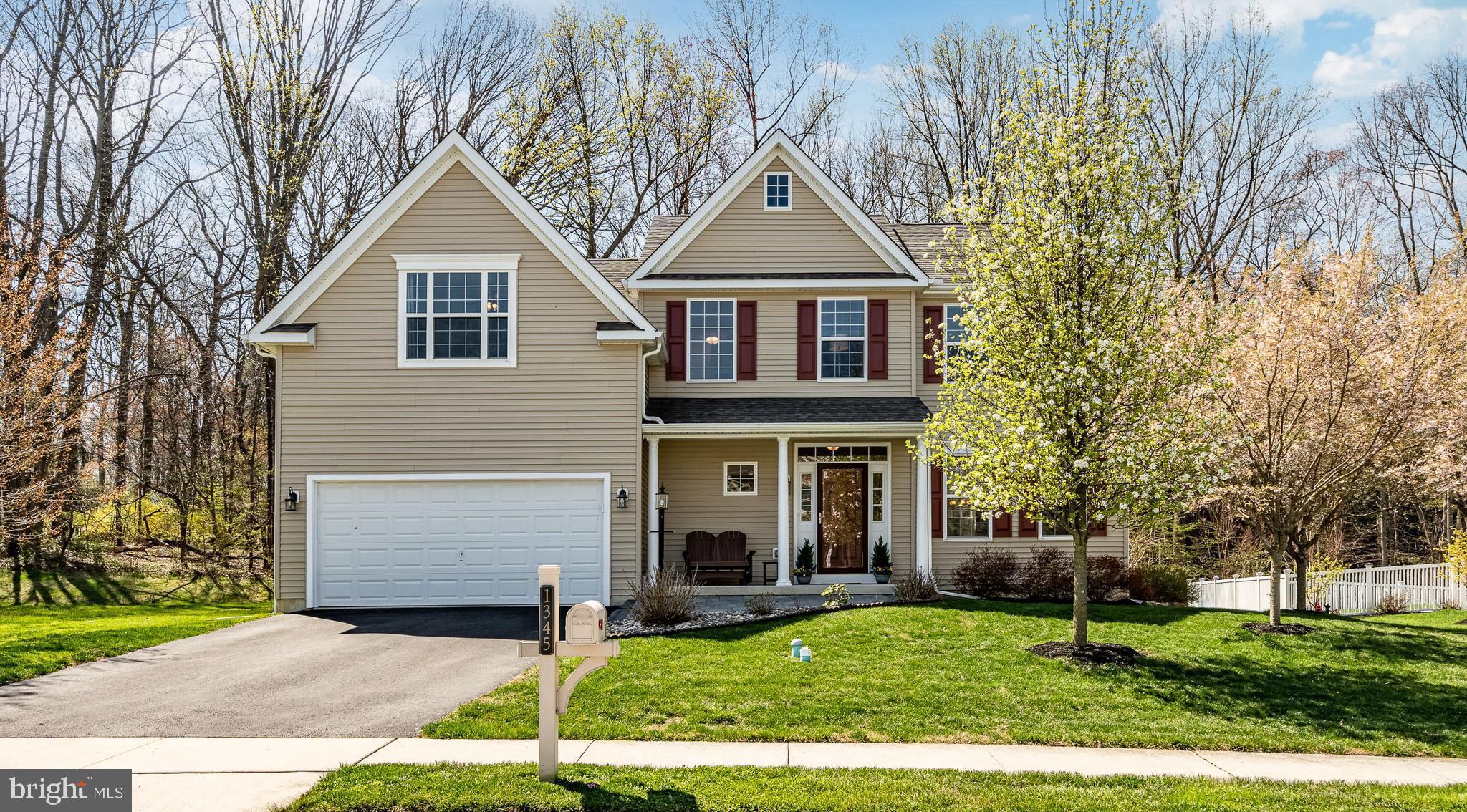 KINGS GRANT - Residential