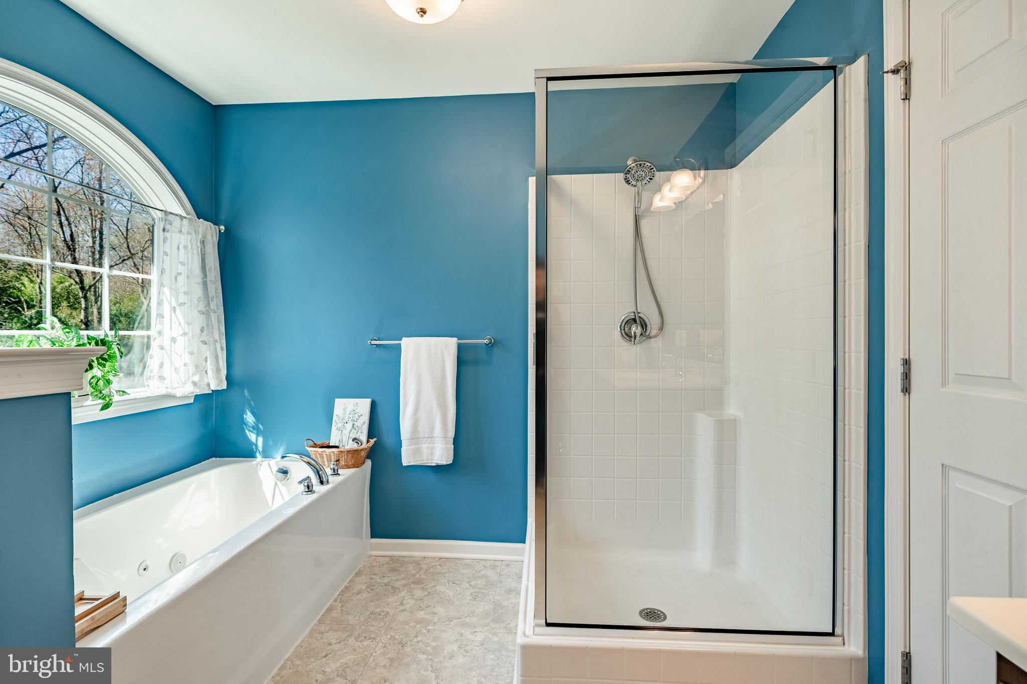 KINGS GRANT - Residential