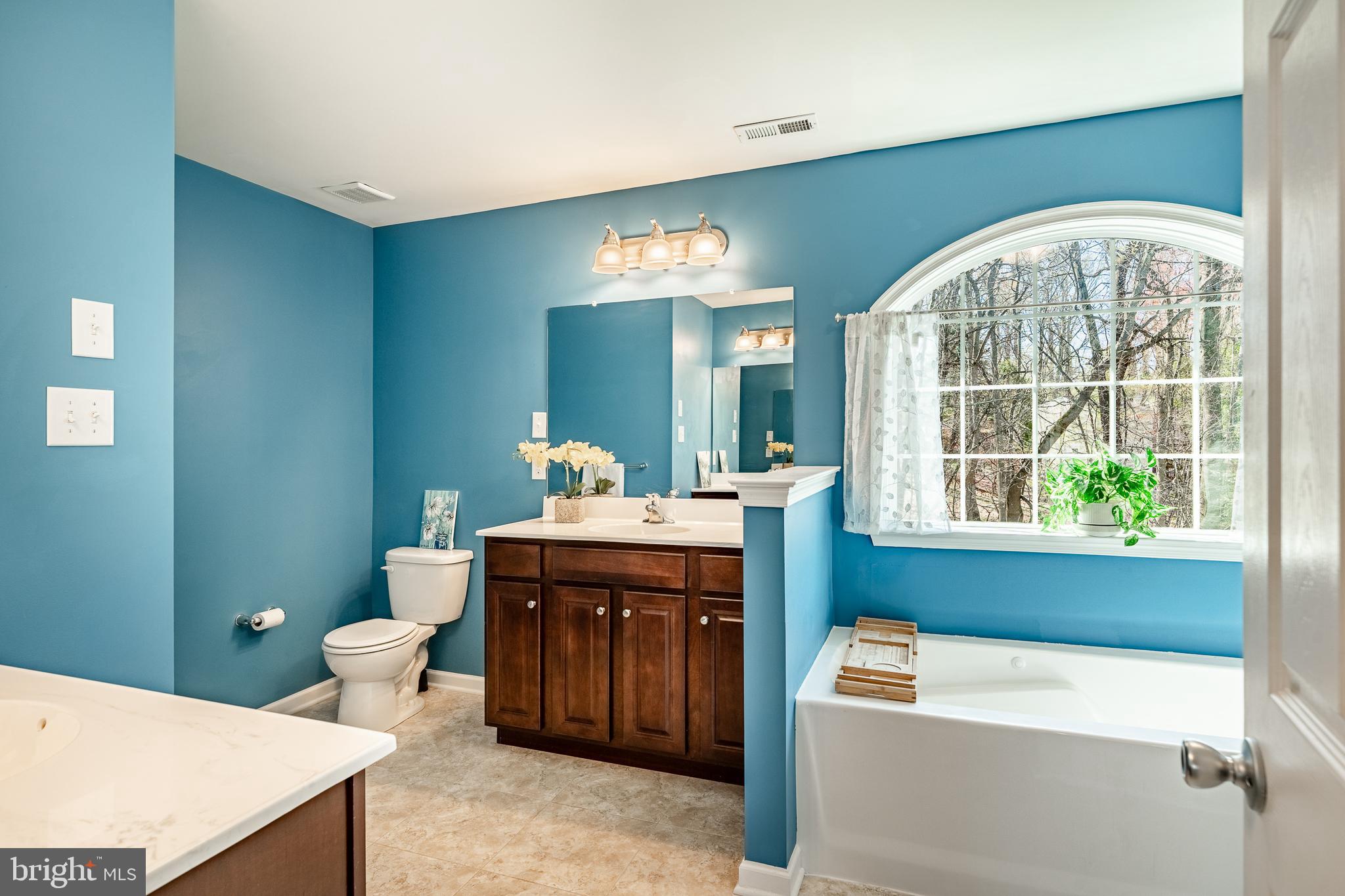 KINGS GRANT - Residential