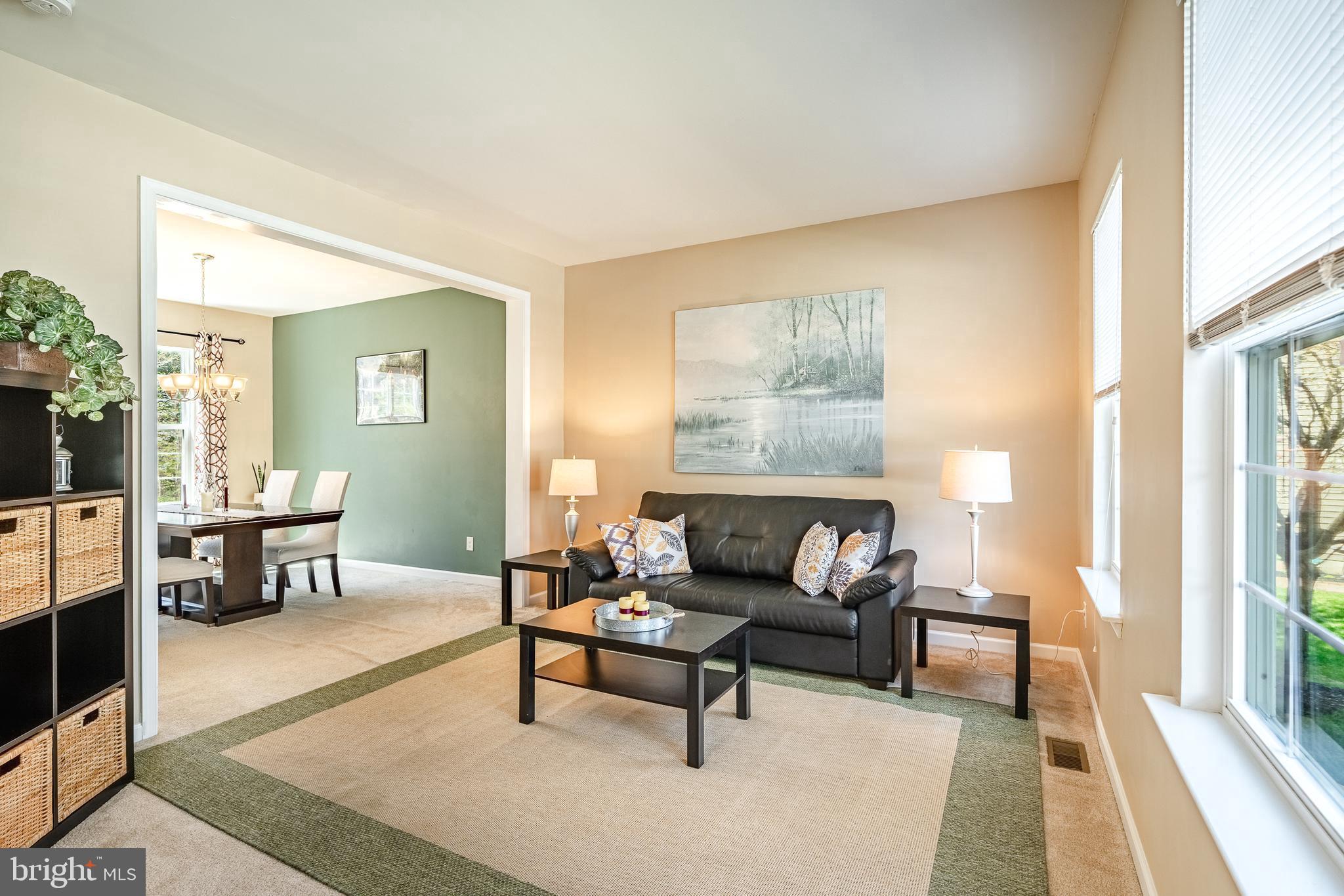 KINGS GRANT - Residential