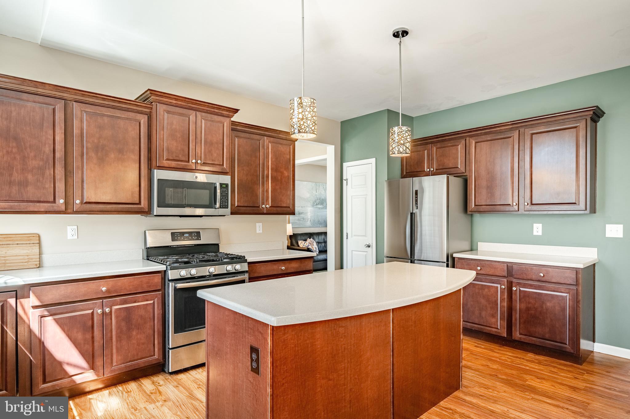 KINGS GRANT - Residential