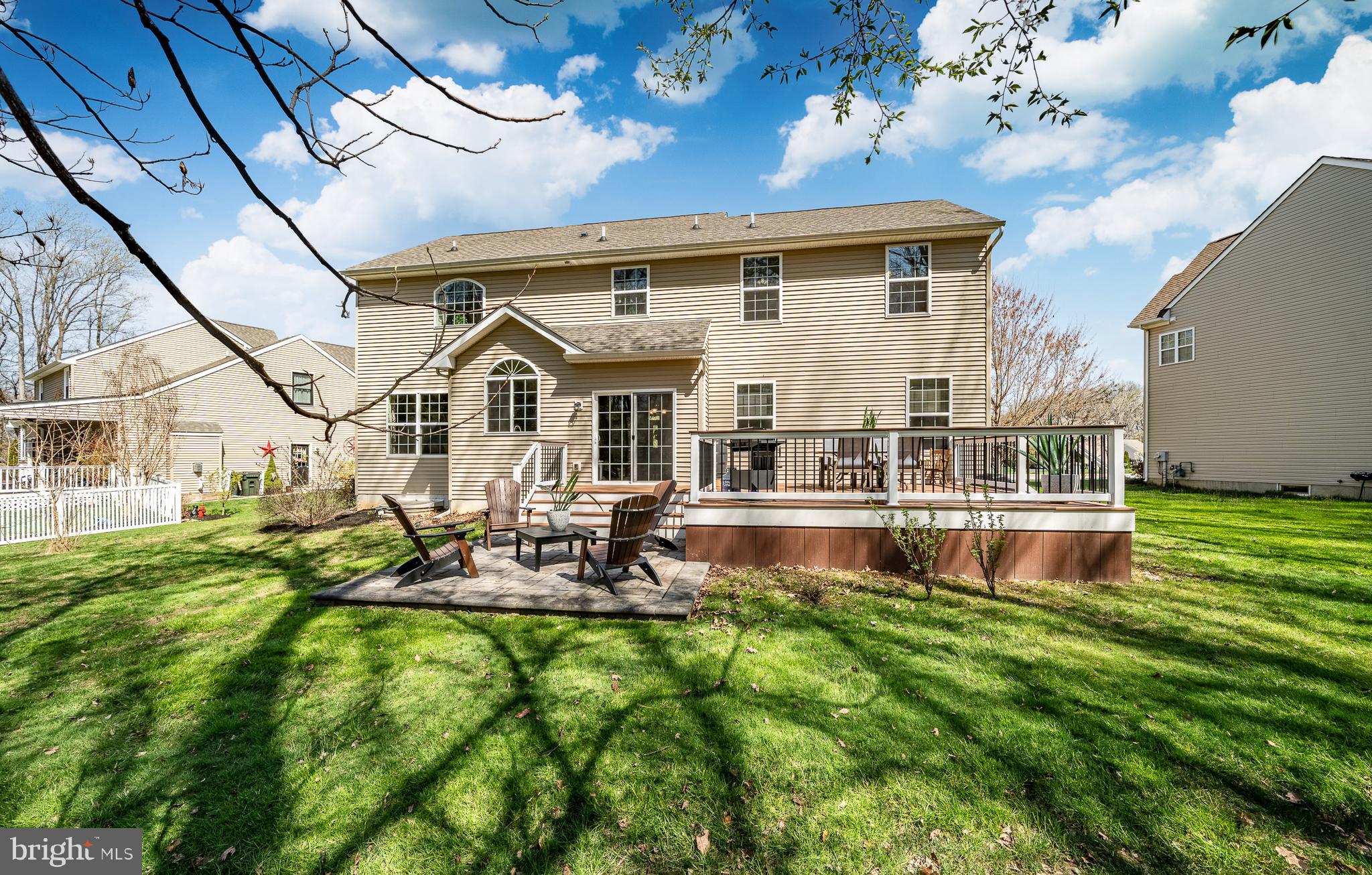 KINGS GRANT - Residential