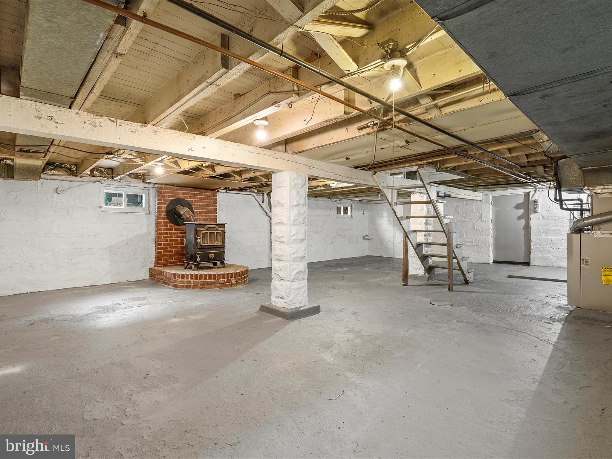 FAIRLAWN - Residential