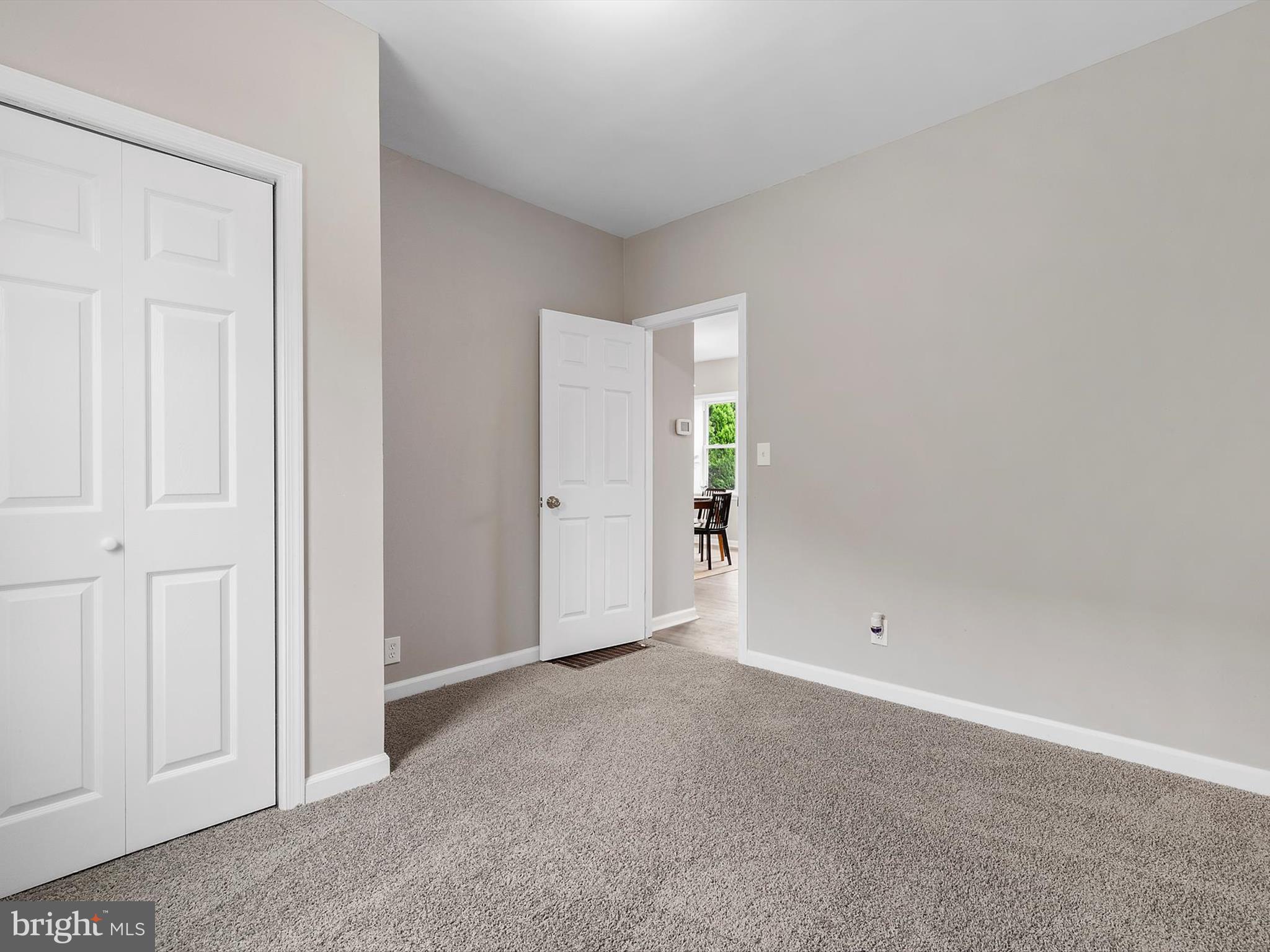 FAIRLAWN - Residential