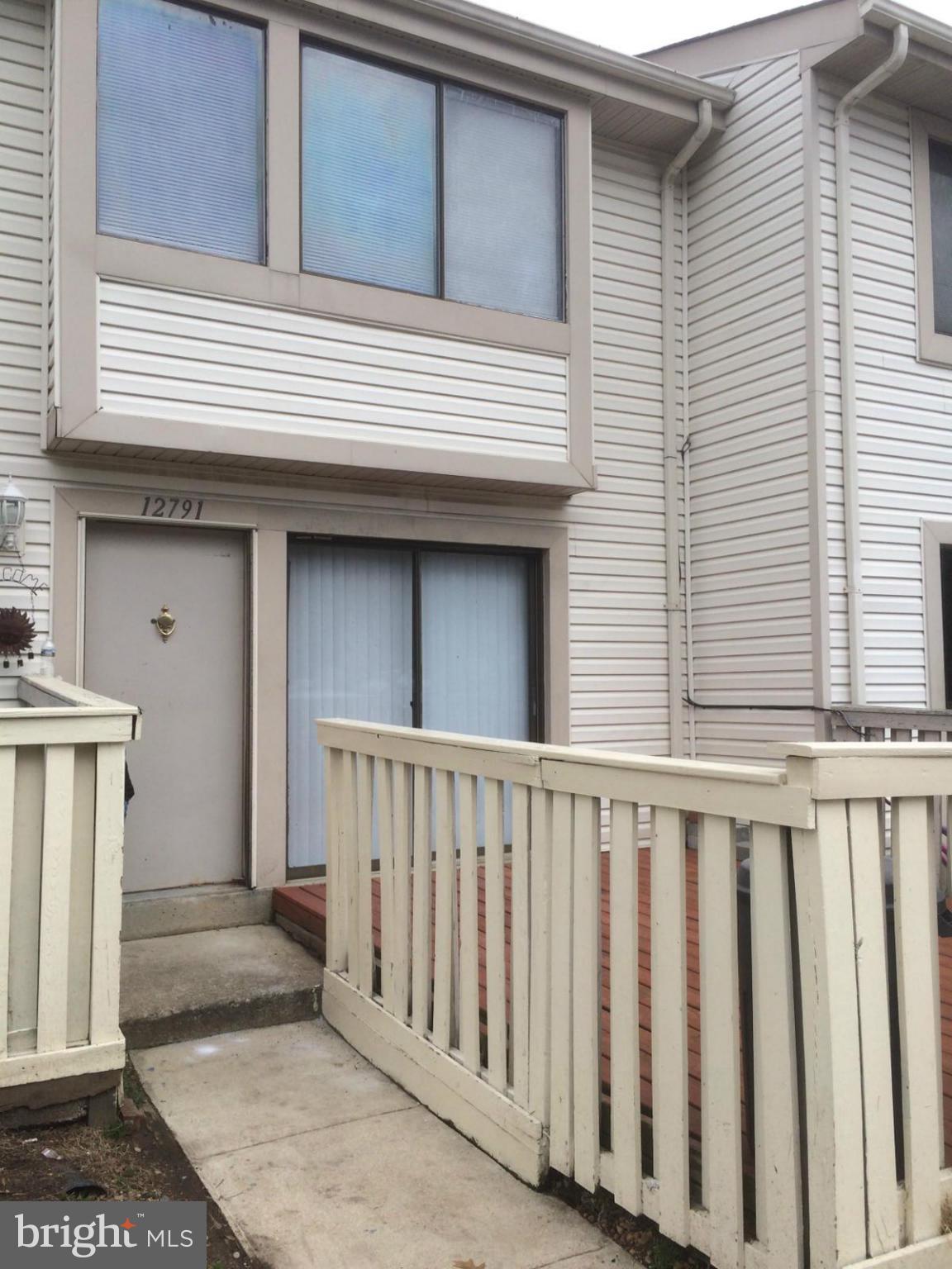 ELYSIAN WOODS - Residential Lease