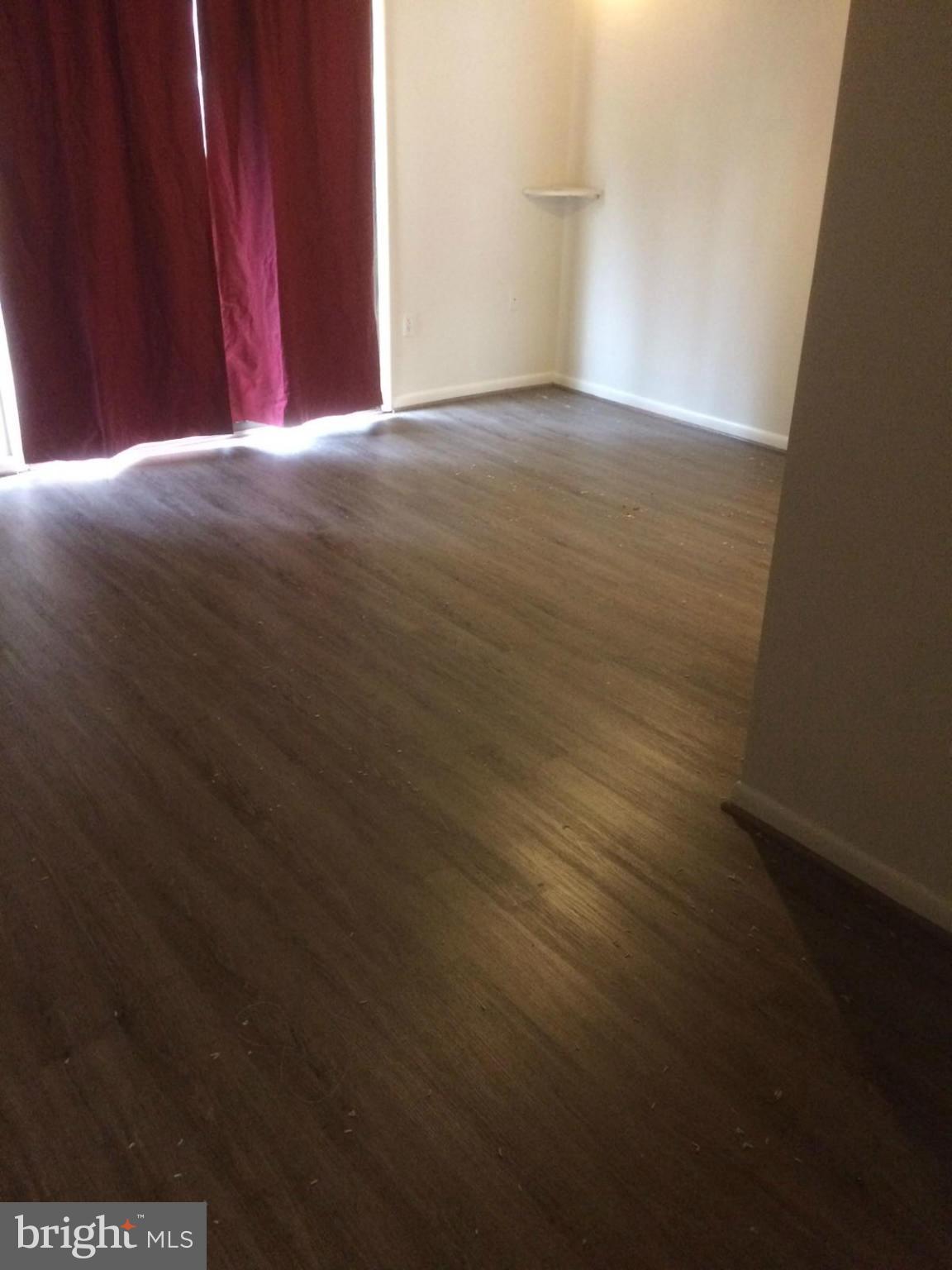 ELYSIAN WOODS - Residential Lease