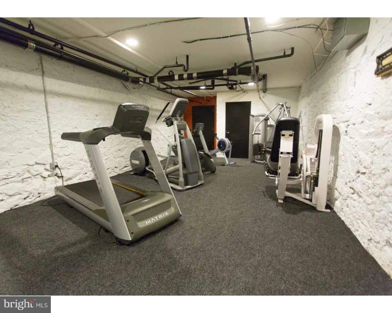 WASHINGTON SQ WEST - Residential Lease