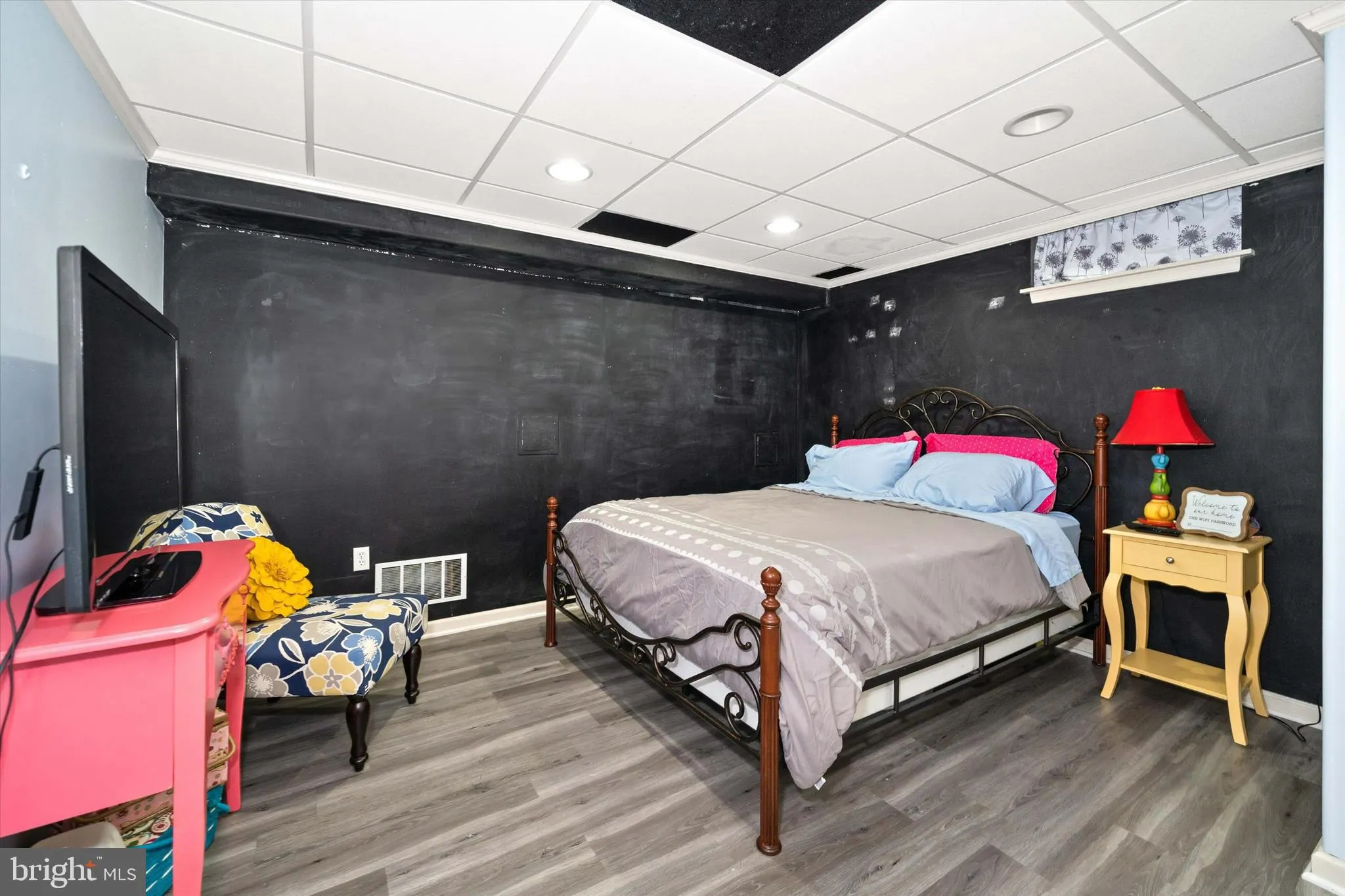 Wilmington, Delaware 19808, United States, 5 Bedrooms Bedrooms, ,4 BathroomsBathrooms,Residential,Pending,110327