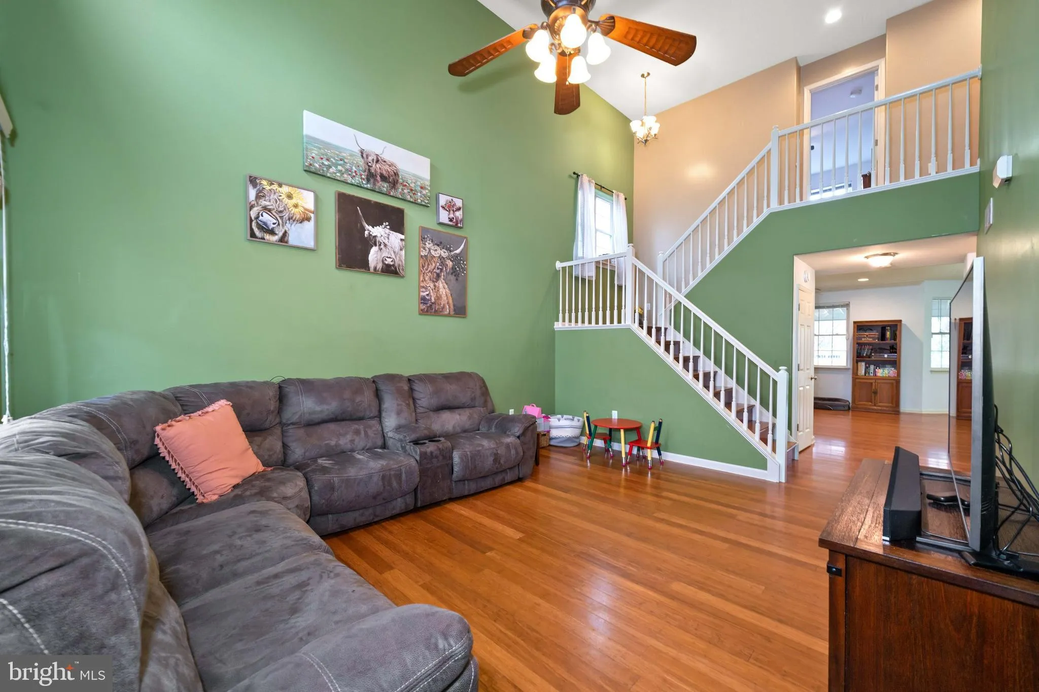 Wilmington, Delaware 19808, United States, 5 Bedrooms Bedrooms, ,4 BathroomsBathrooms,Residential,Pending,110327