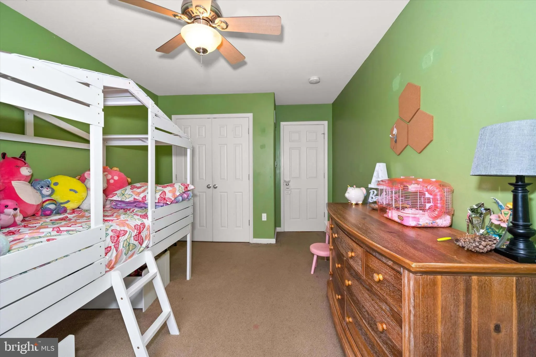 Wilmington, Delaware 19808, United States, 5 Bedrooms Bedrooms, ,4 BathroomsBathrooms,Residential,Pending,110327