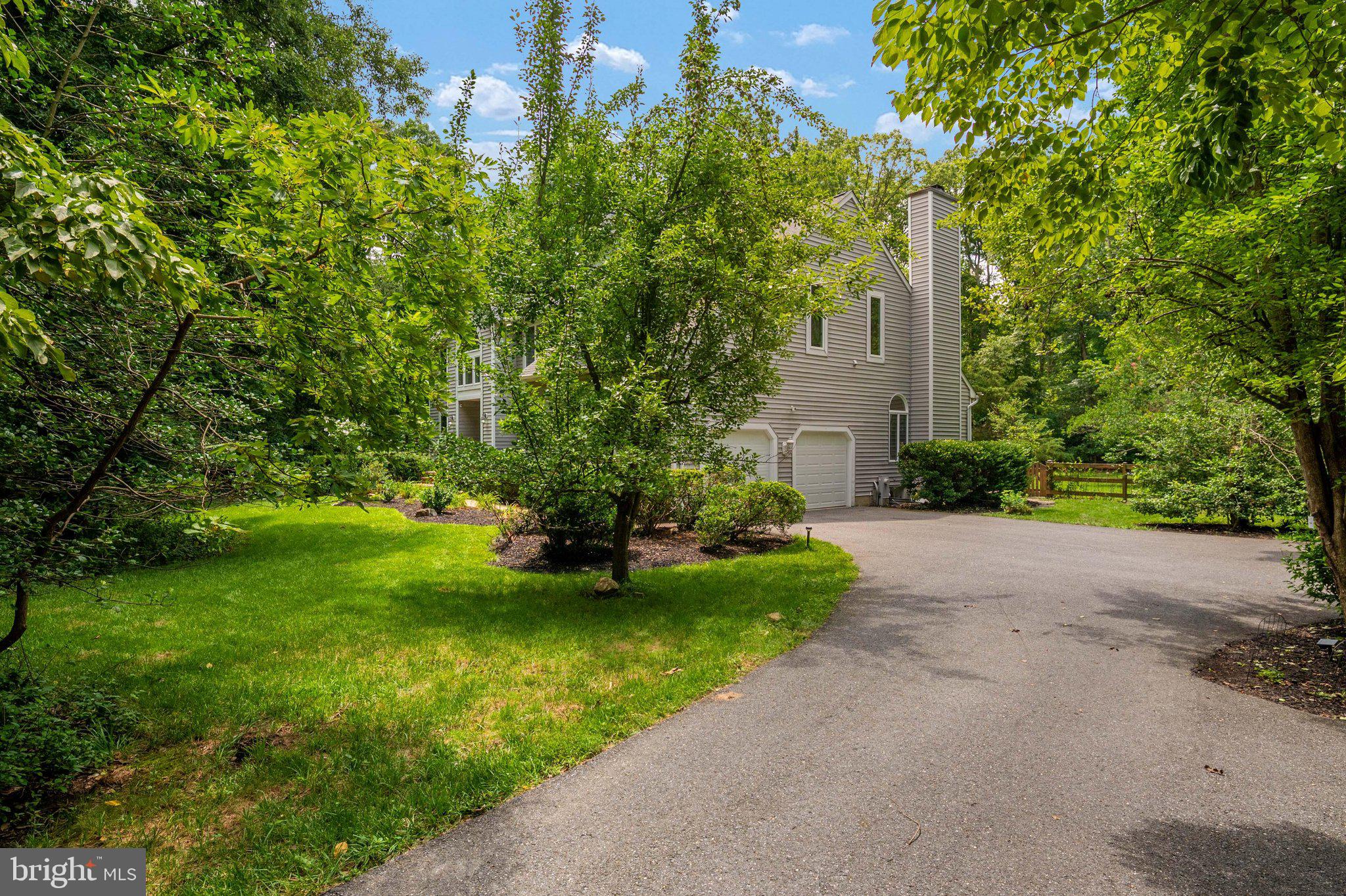 1499 WESTCLIFF DRIVE