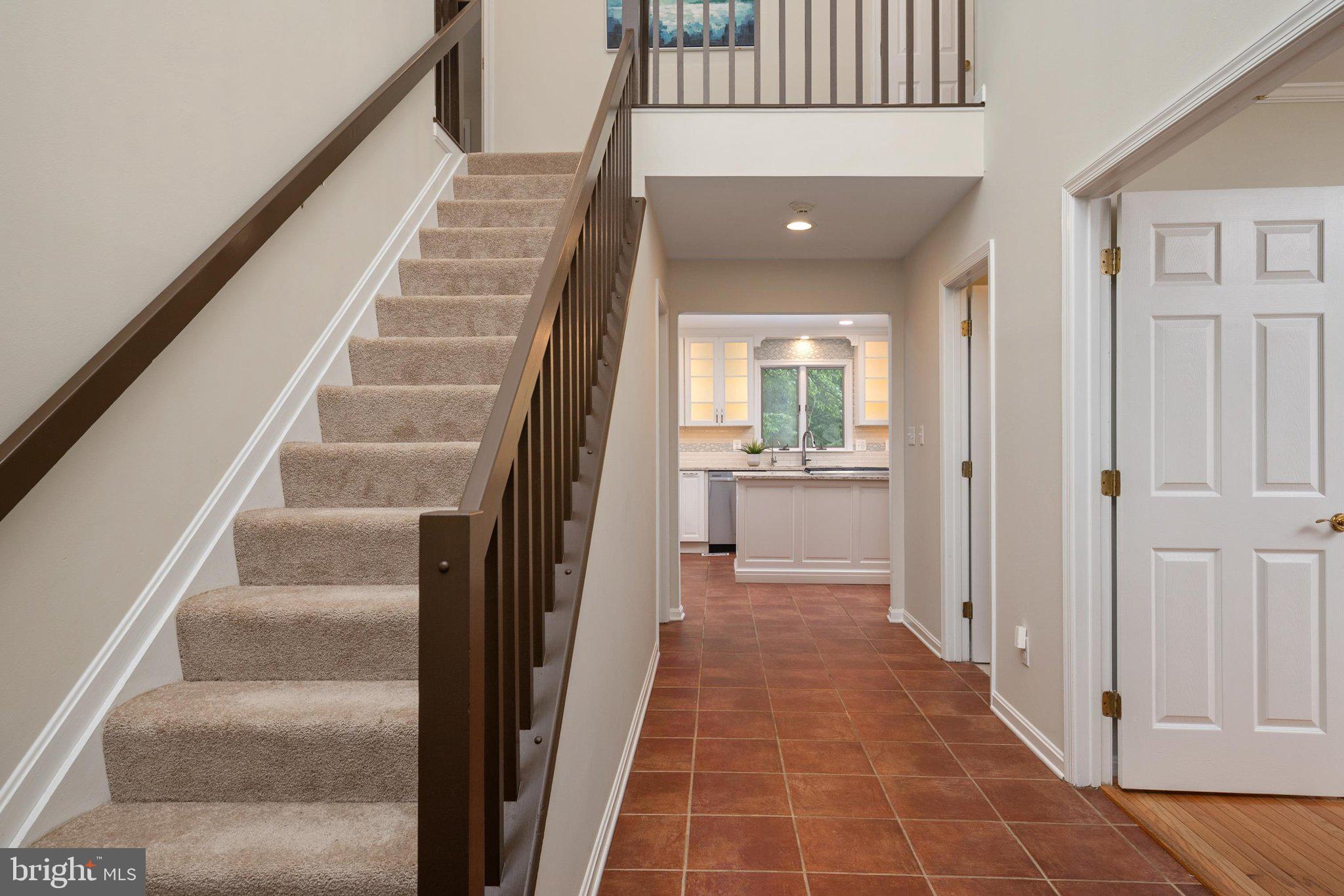 1499 WESTCLIFF DRIVE
