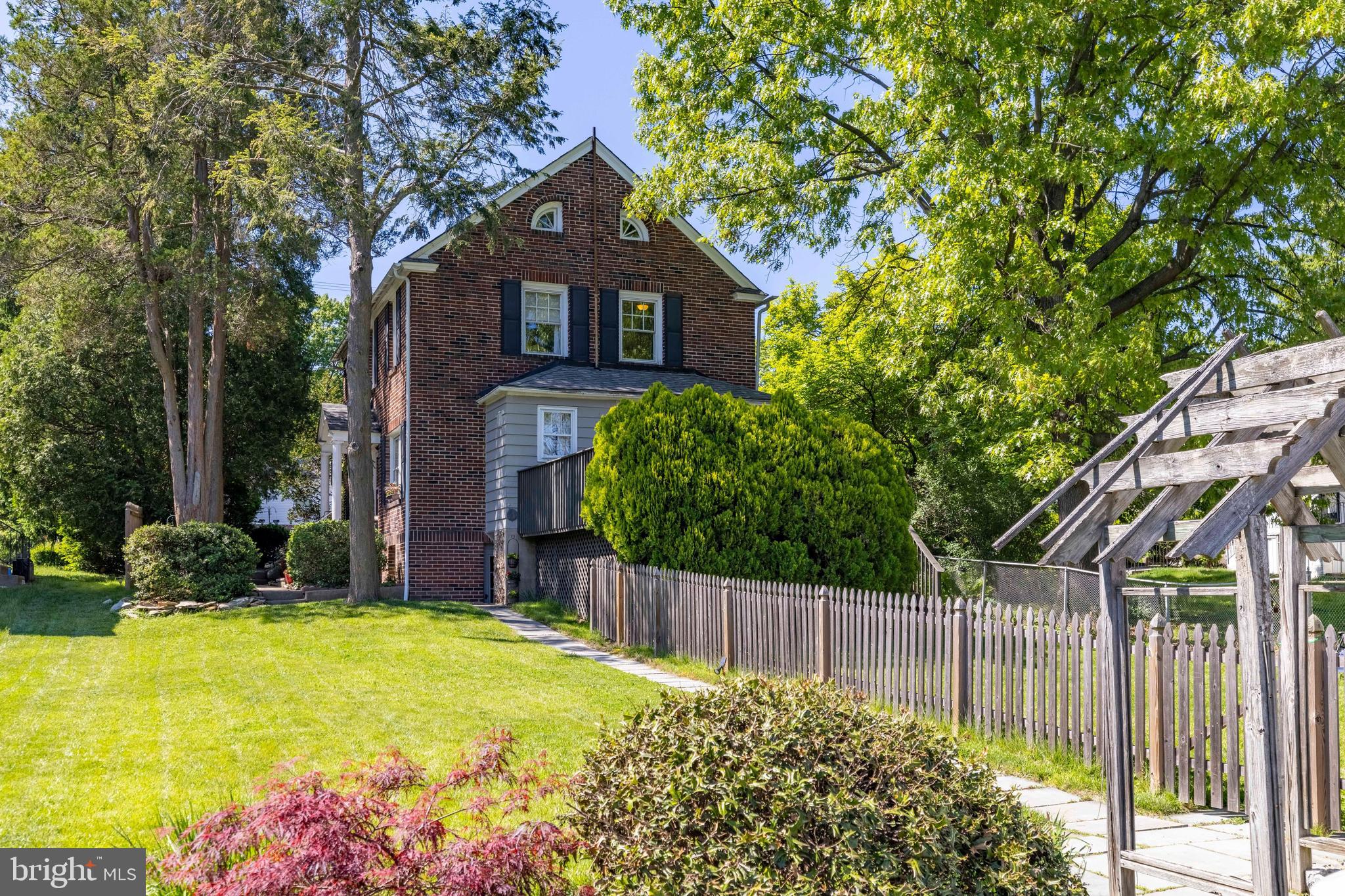 GLENSIDE GARDENS - Residential