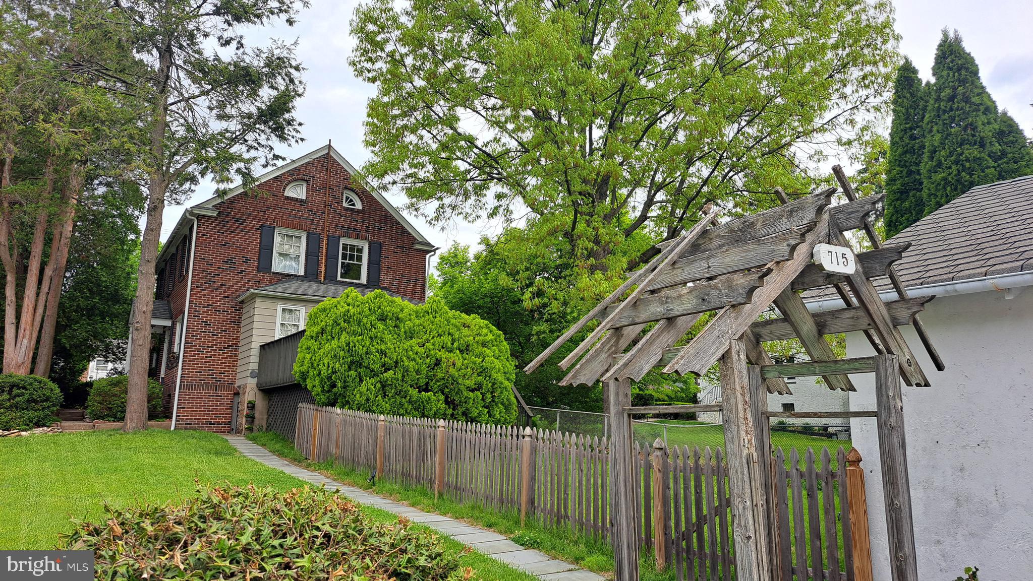 GLENSIDE GARDENS - Residential