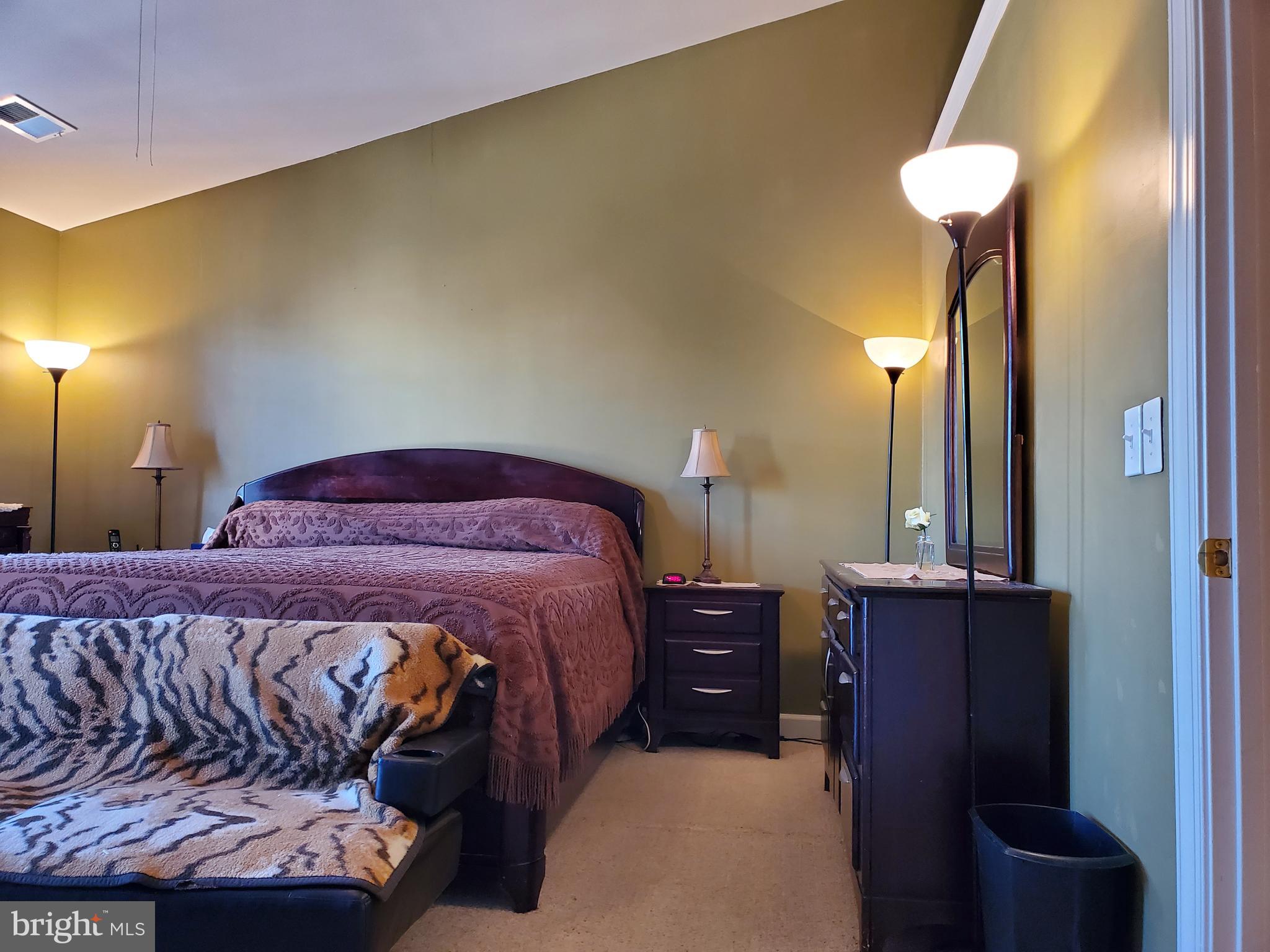 PORT POTOMAC - Residential