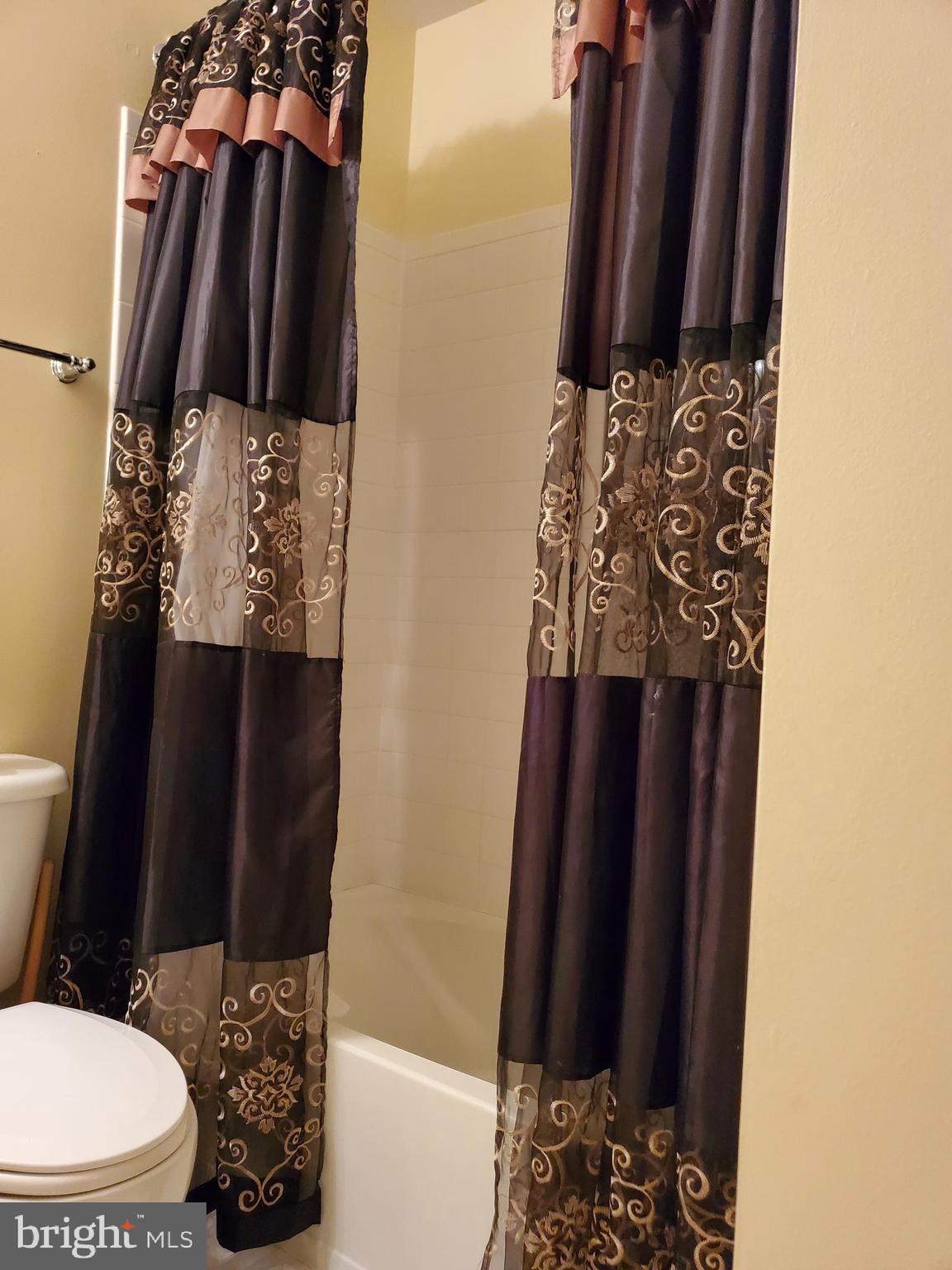 PORT POTOMAC - Residential