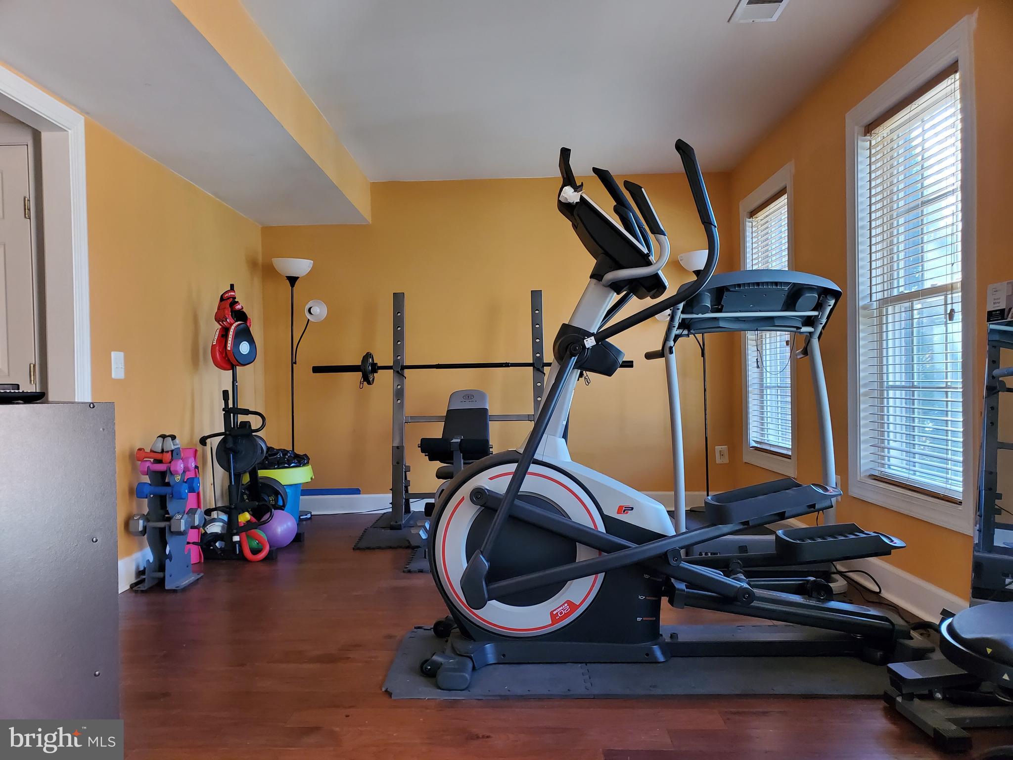 PORT POTOMAC - Residential