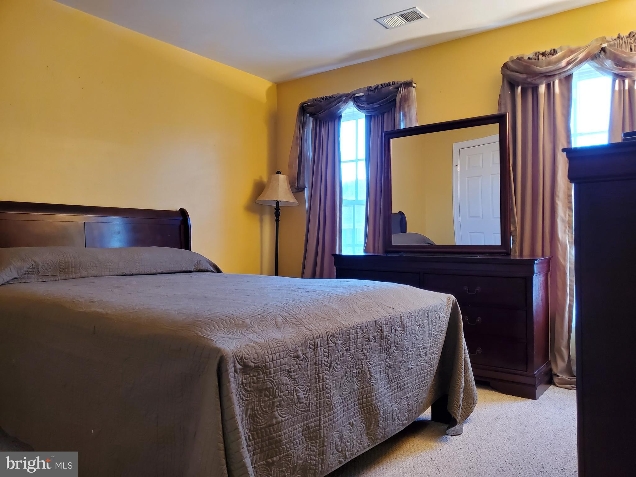 PORT POTOMAC - Residential