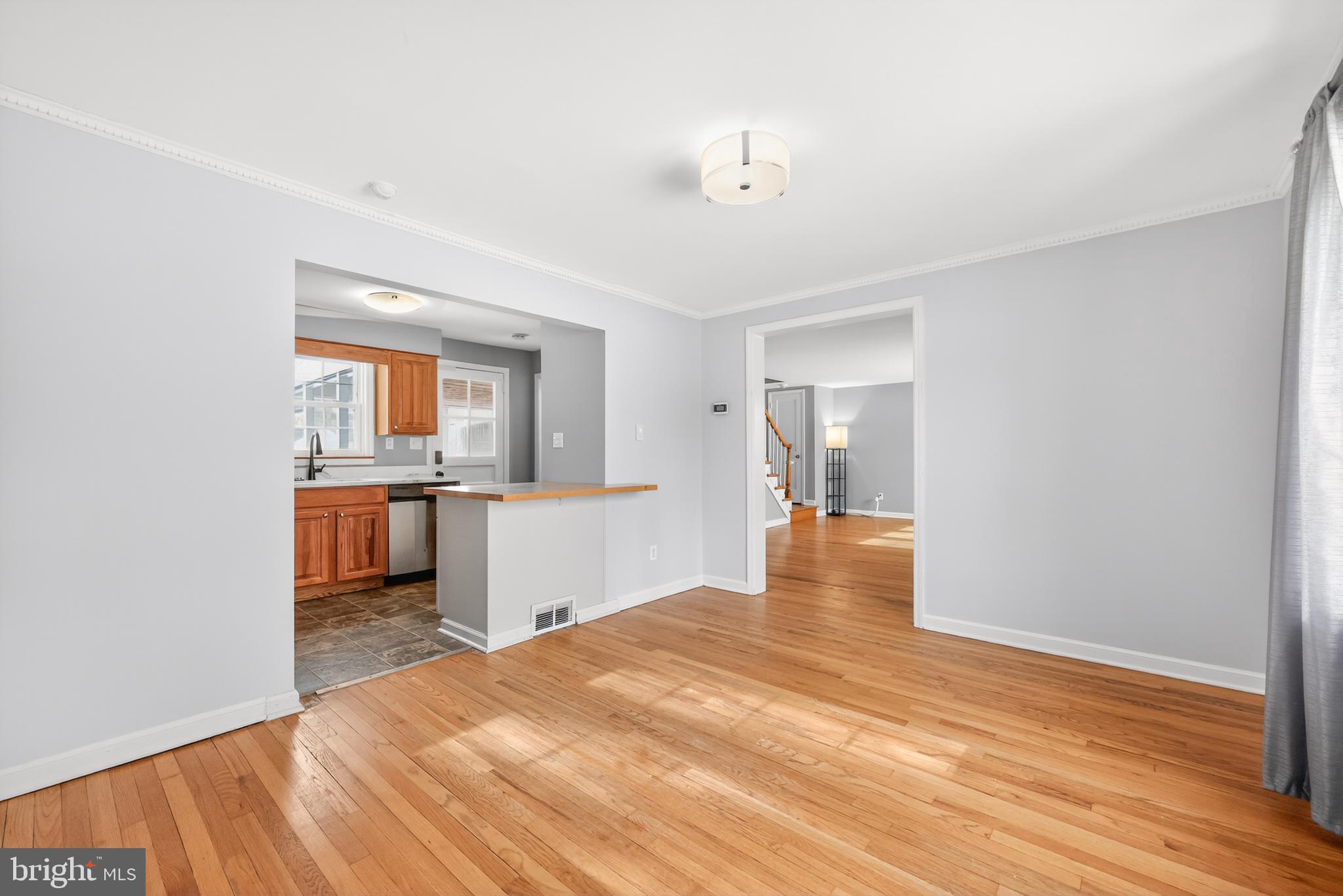 FAIRFAX - Residential