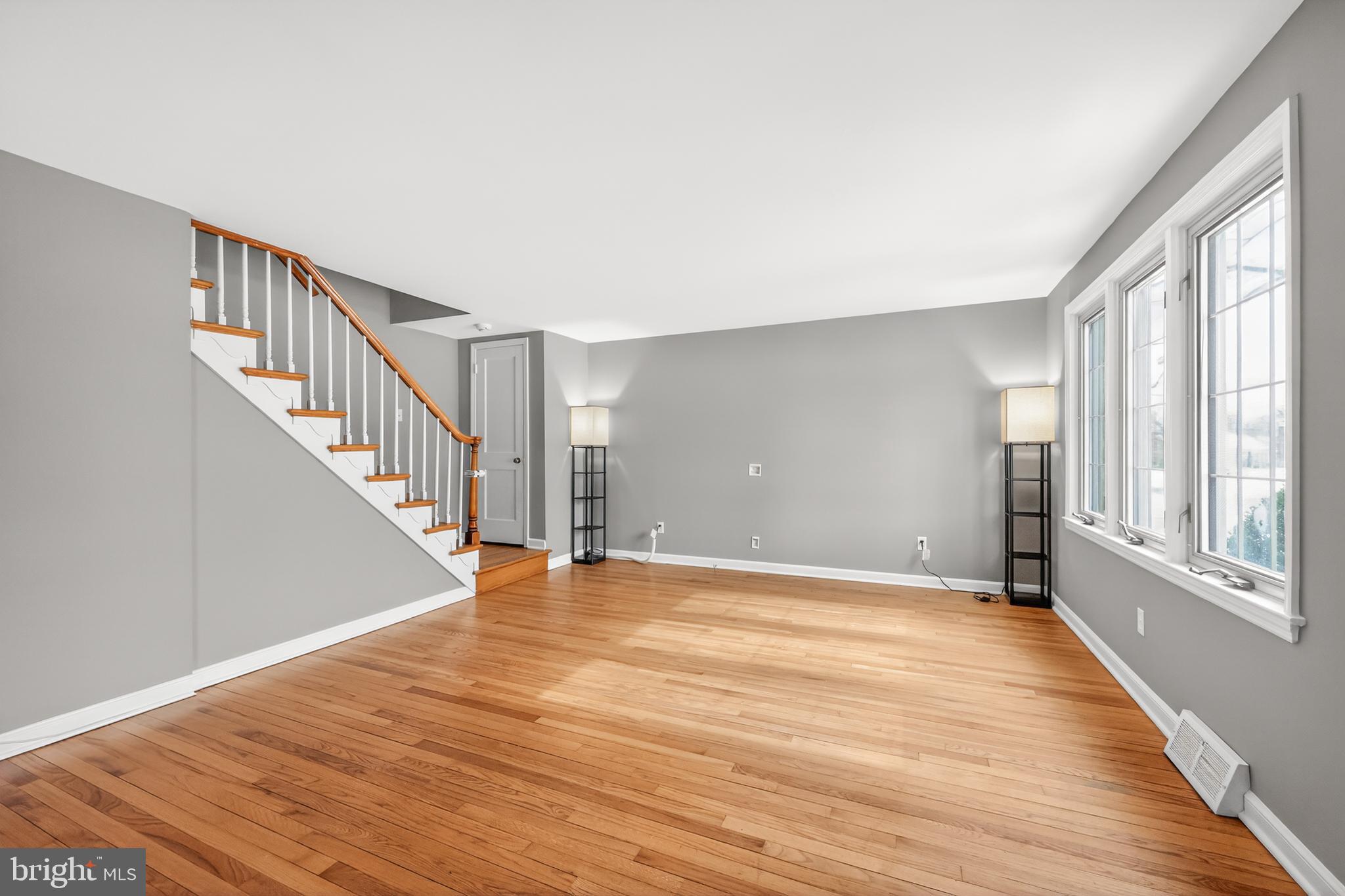 FAIRFAX - Residential