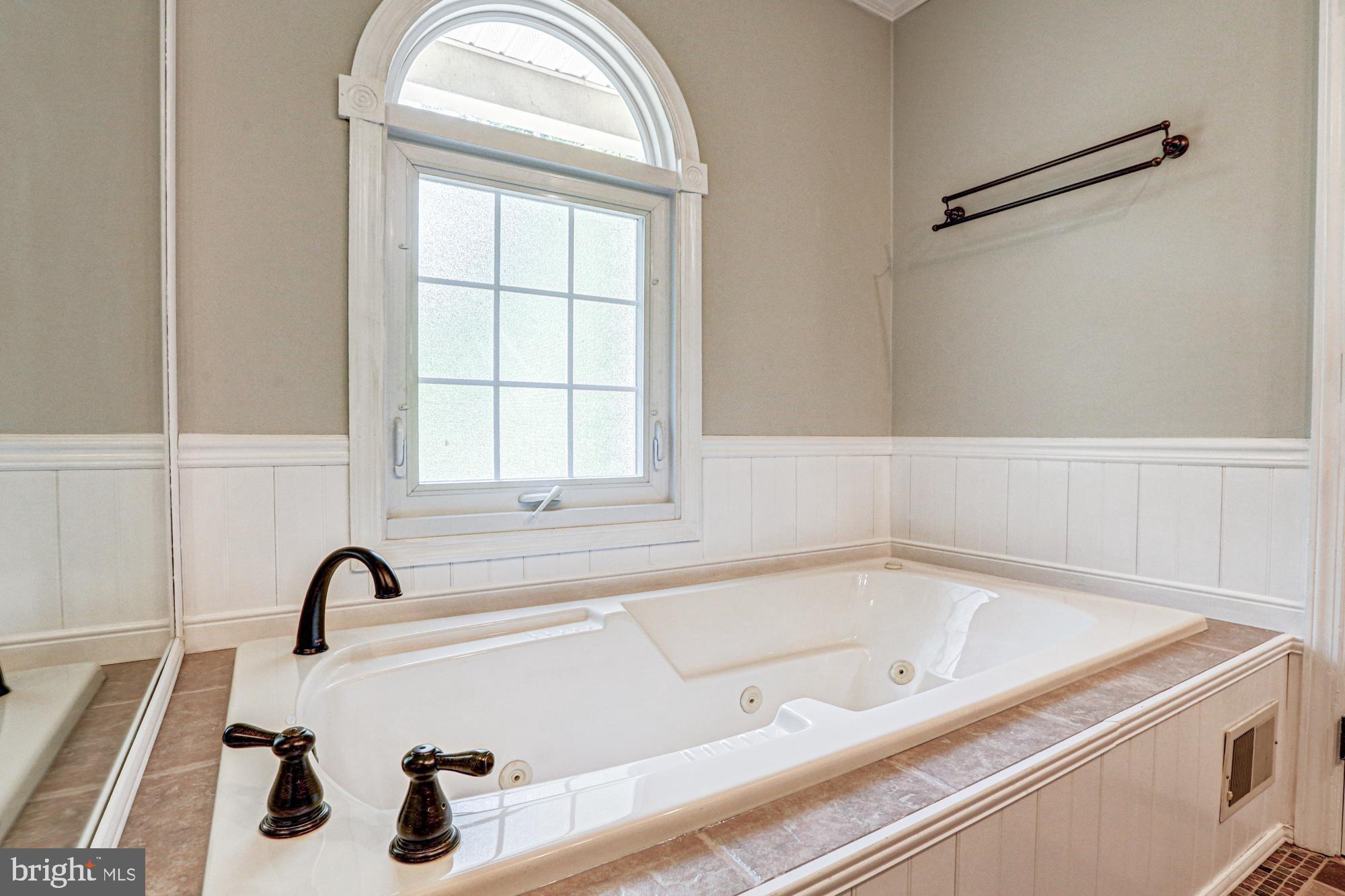 WICKERTON FARMS - Residential