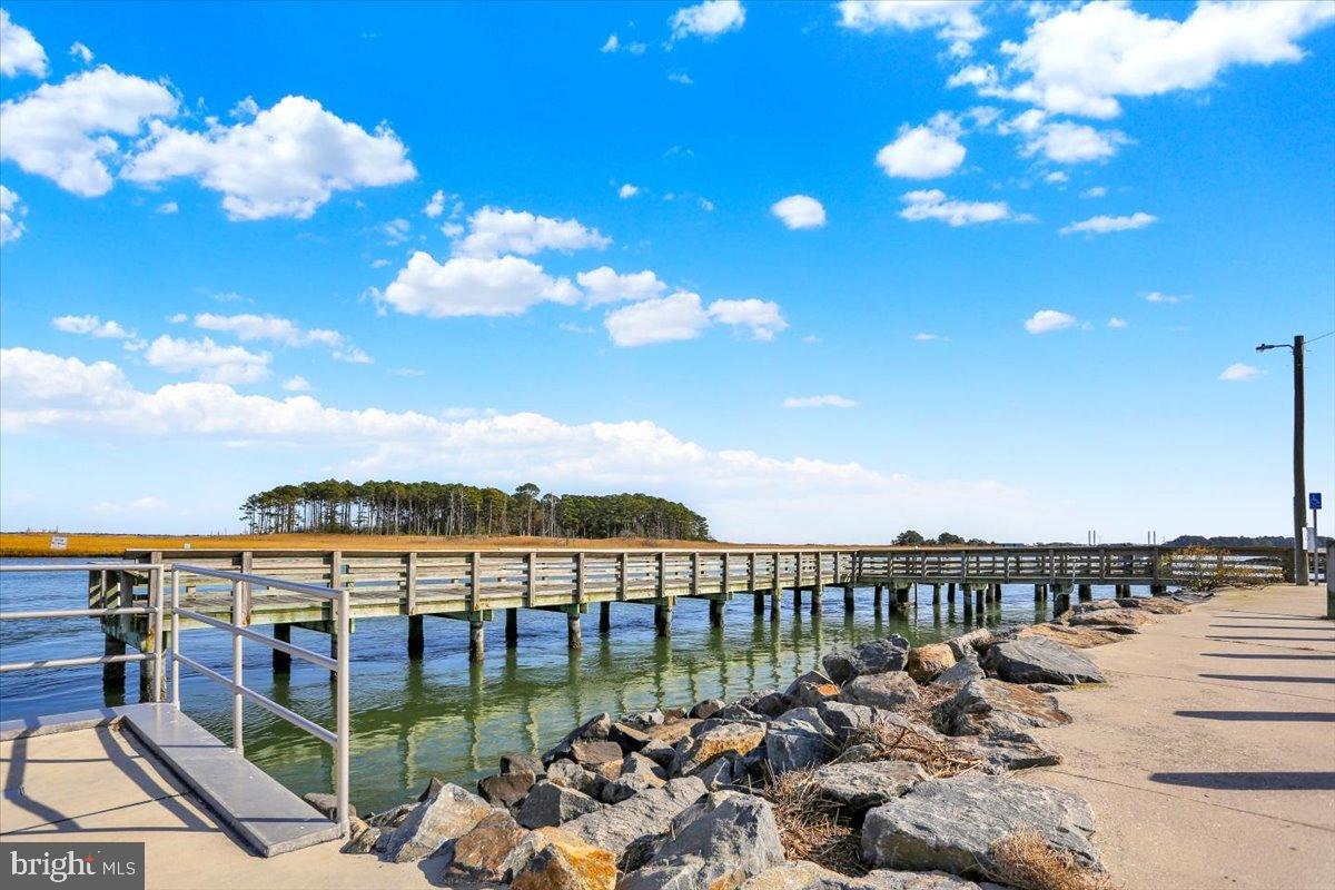 FAIRFIELD AT LONG NECK - Residential