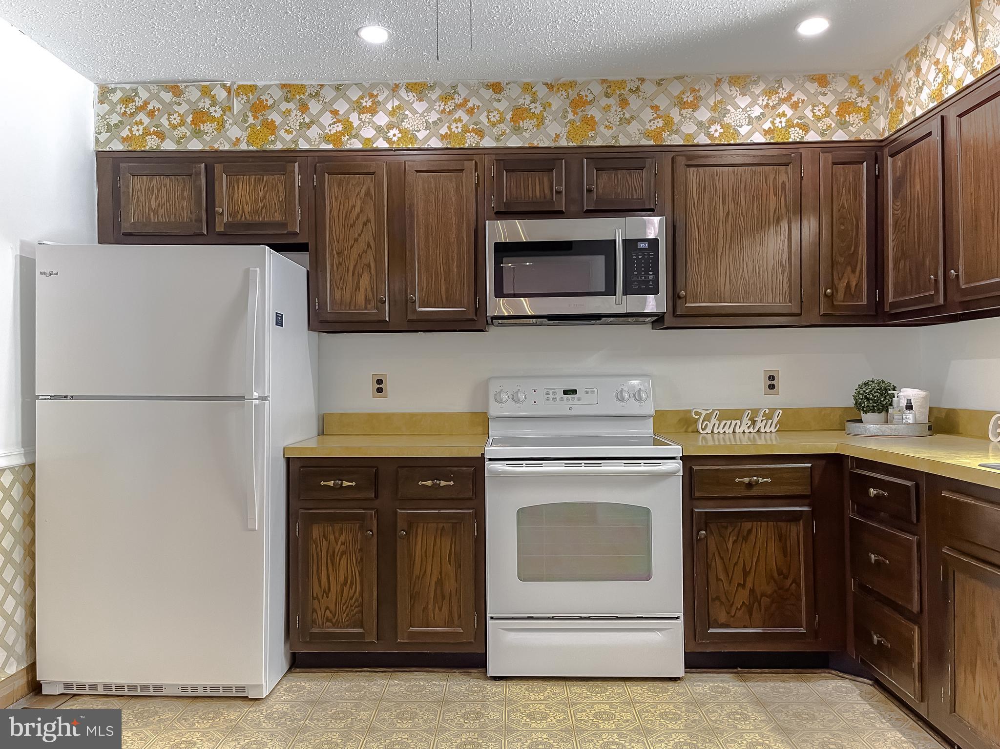 SPRING VALLEY - Residential