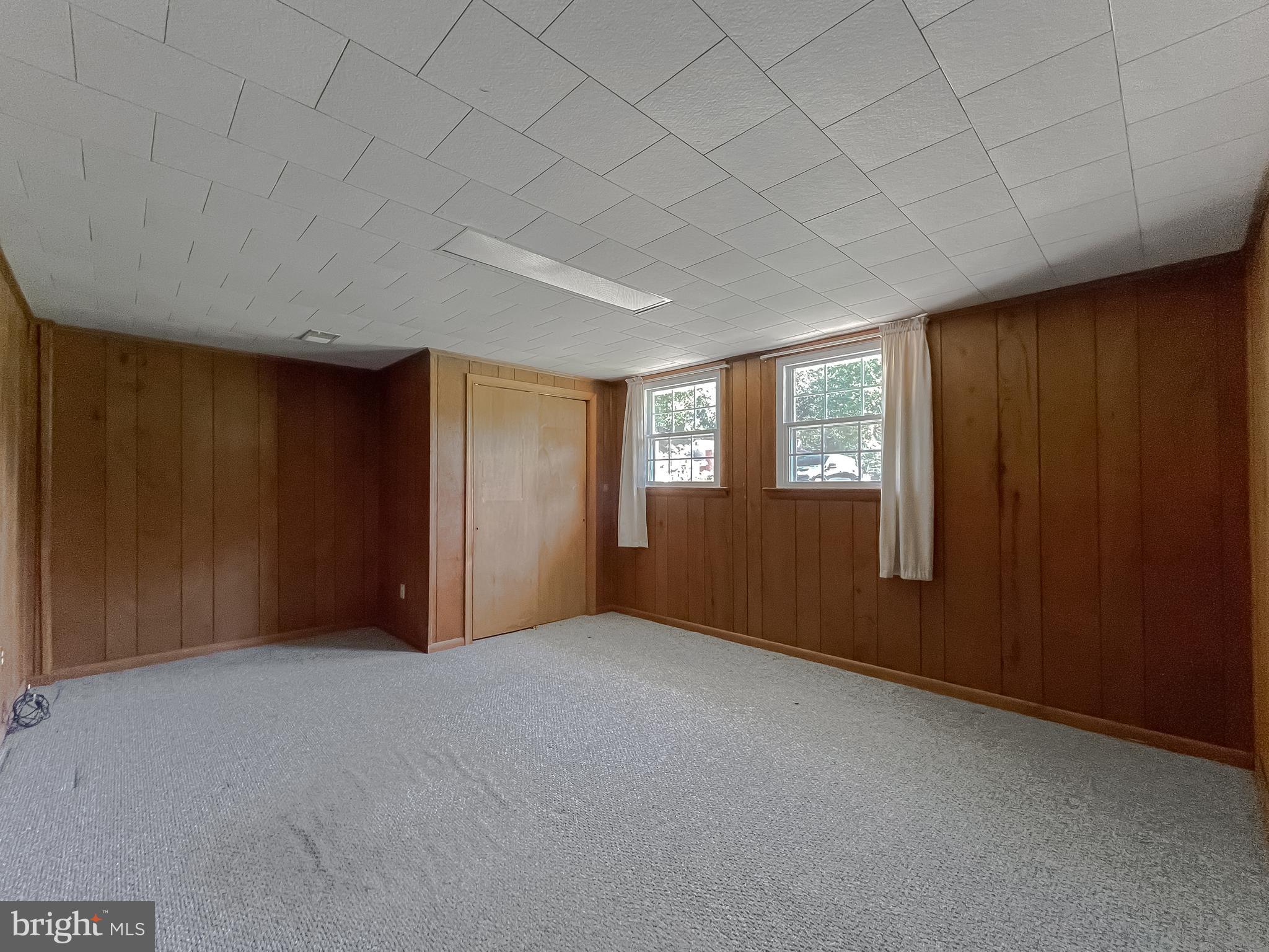 SPRING VALLEY - Residential