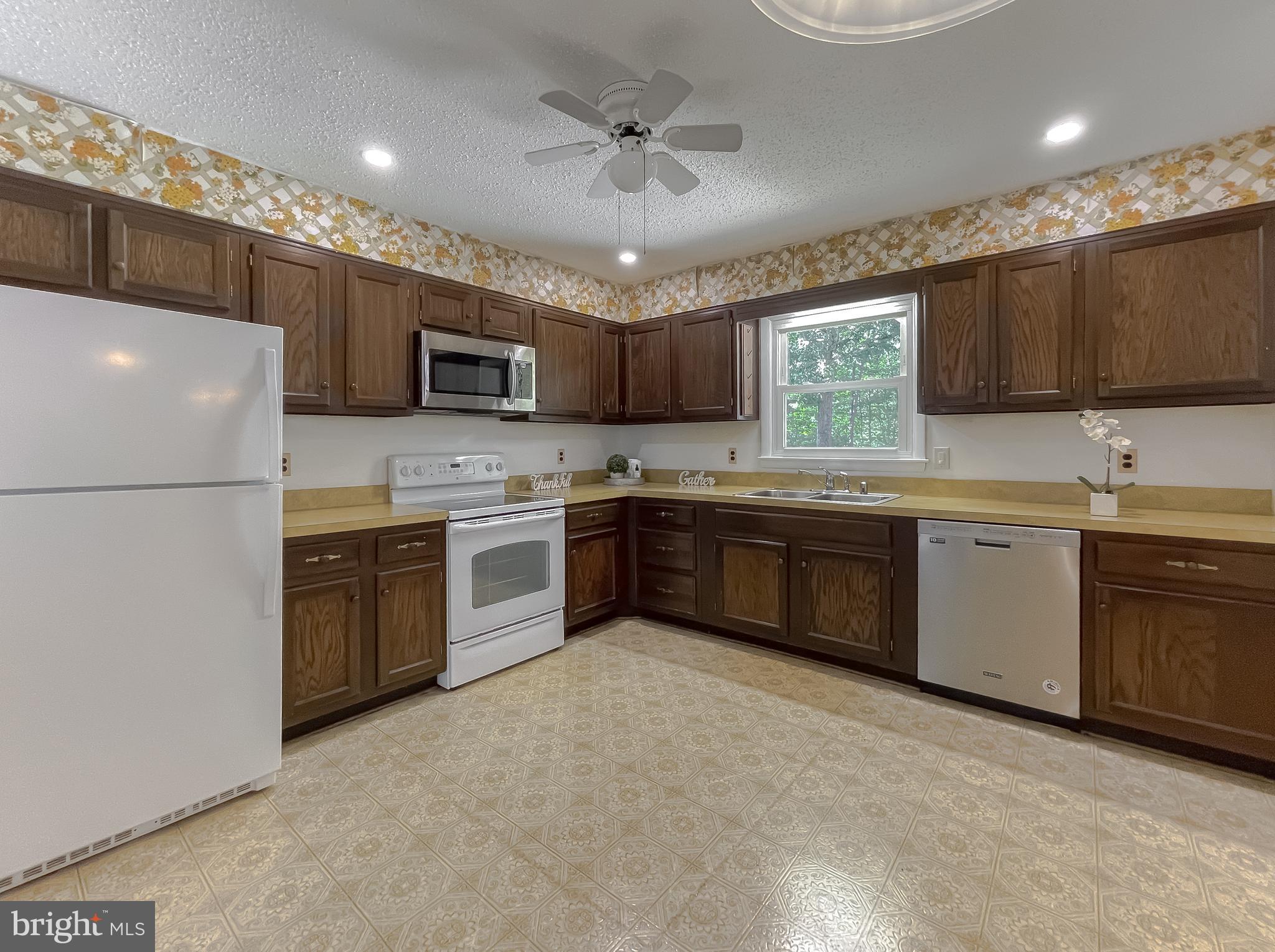 SPRING VALLEY - Residential