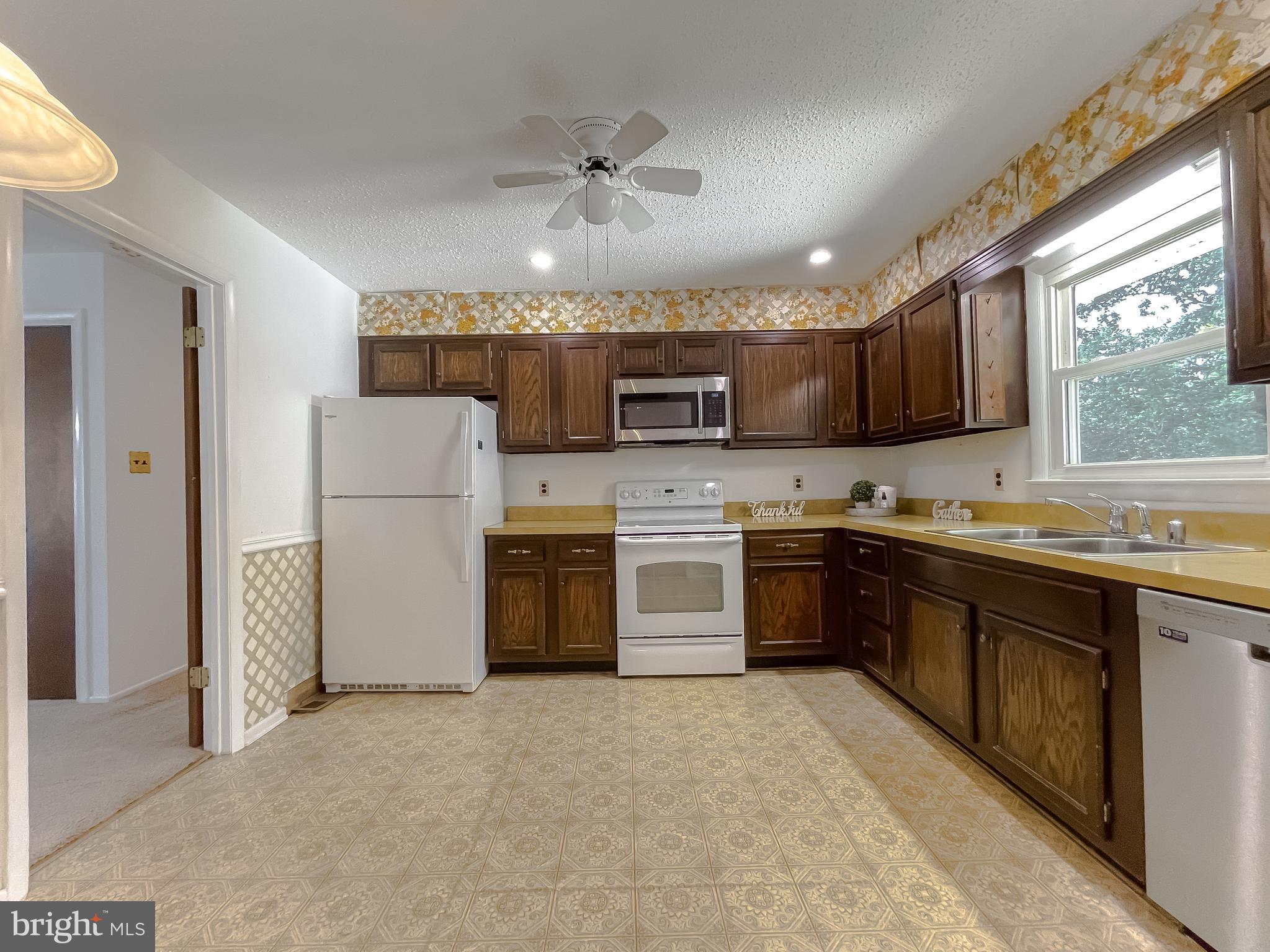 SPRING VALLEY - Residential