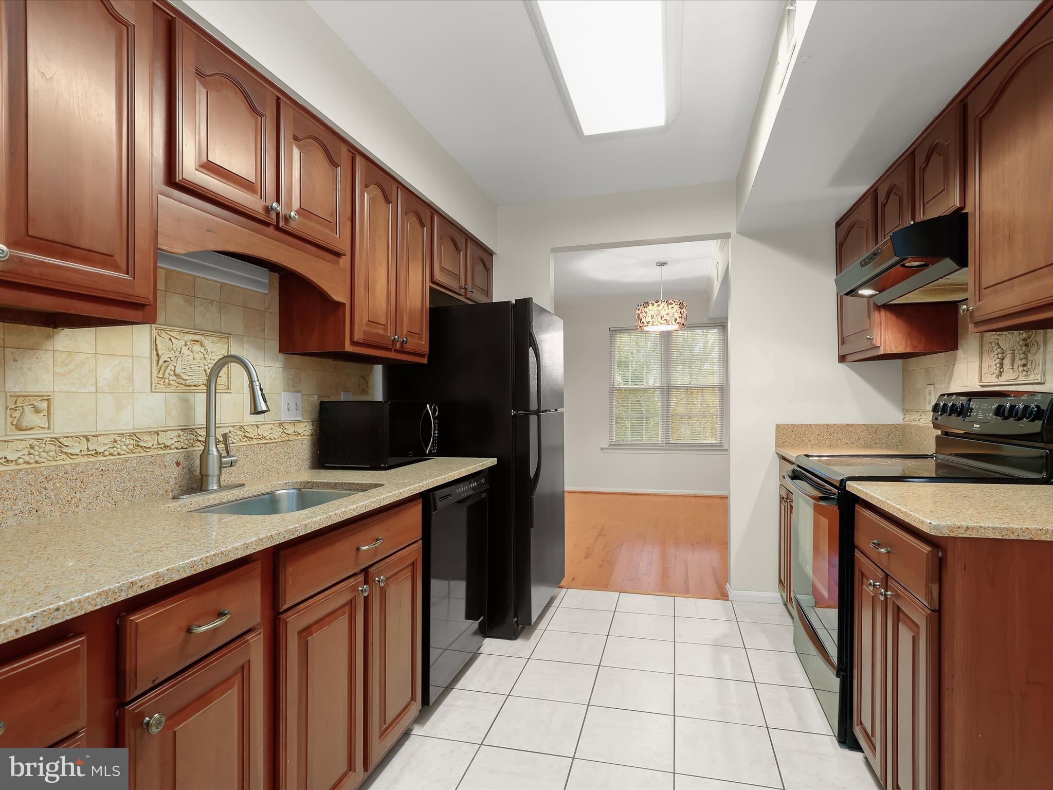 LAKEVIEW - Residential