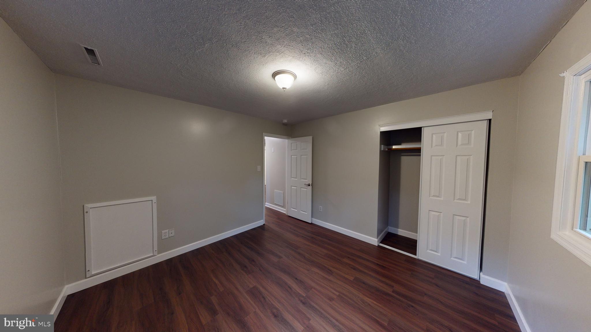 TOWN CREEK - Residential