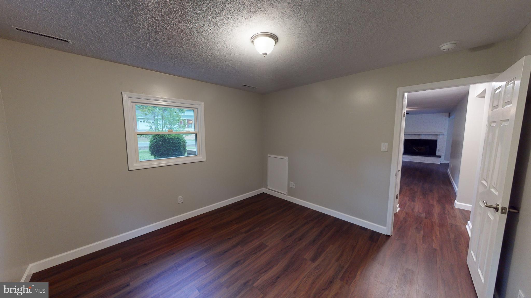 TOWN CREEK - Residential