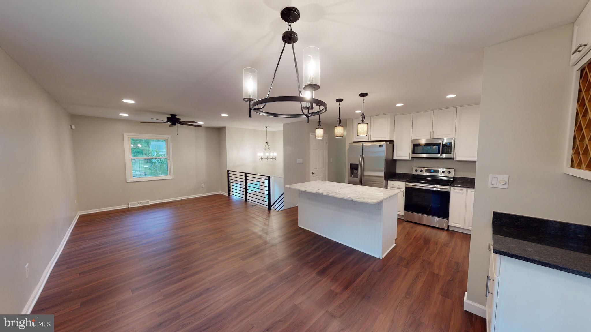 TOWN CREEK - Residential