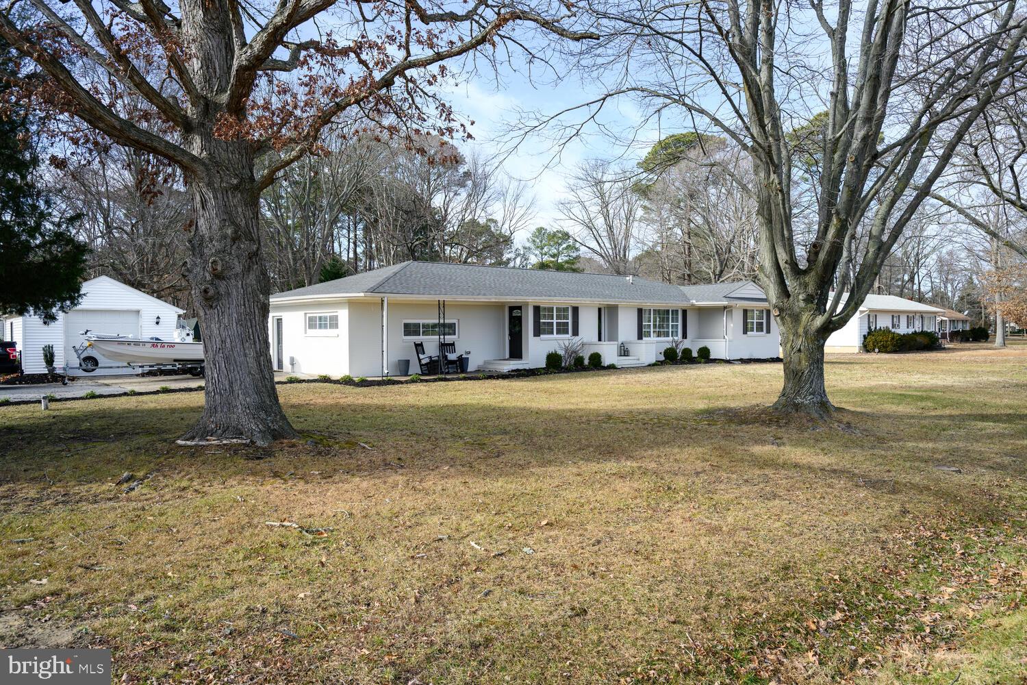 WHITE HOUSE ACRES - Residential