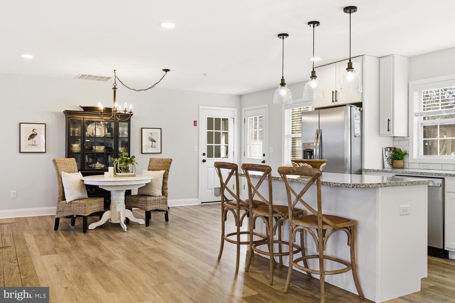 WHITE HOUSE ACRES - Residential