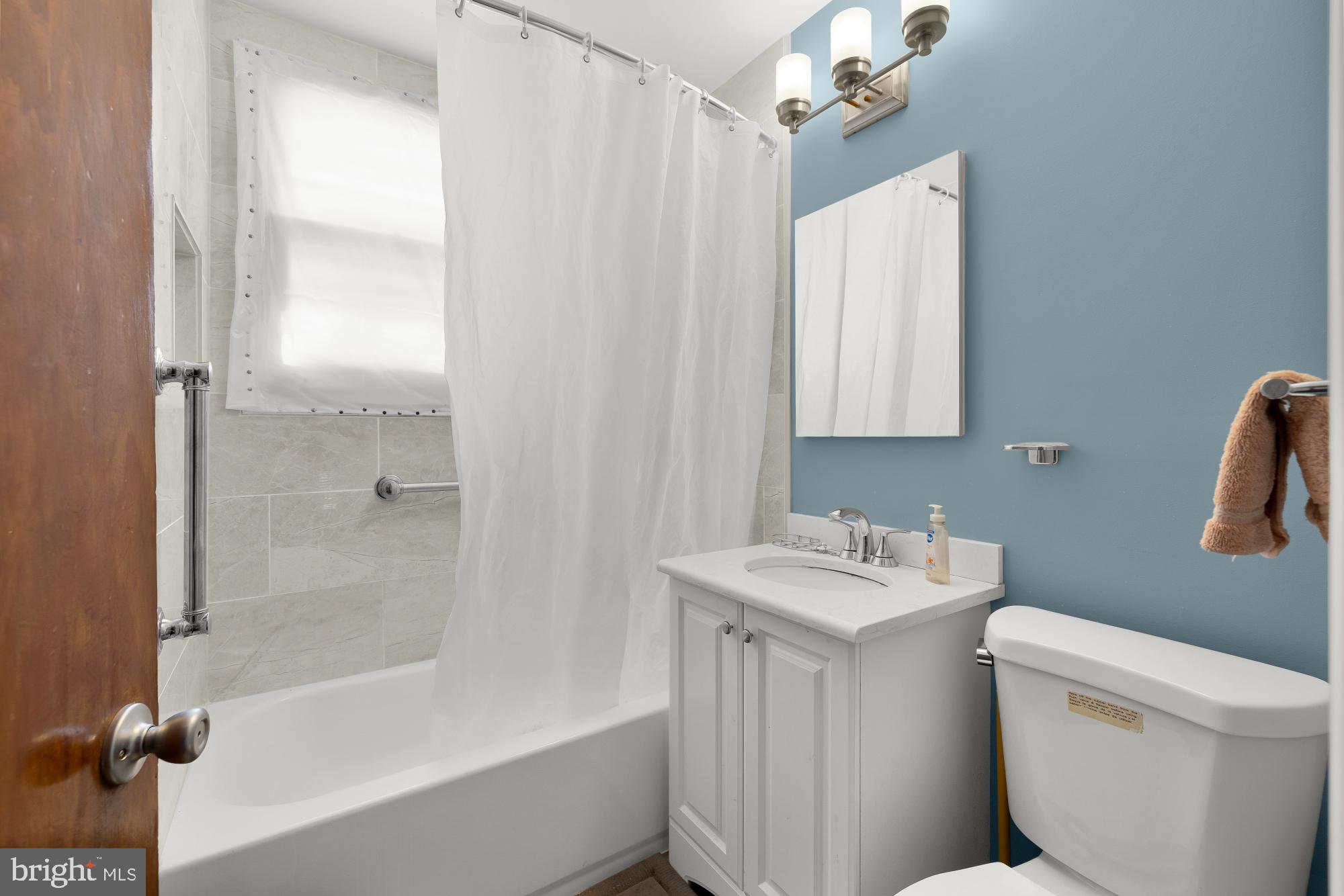 ROCK CREEK PALISADES - Residential