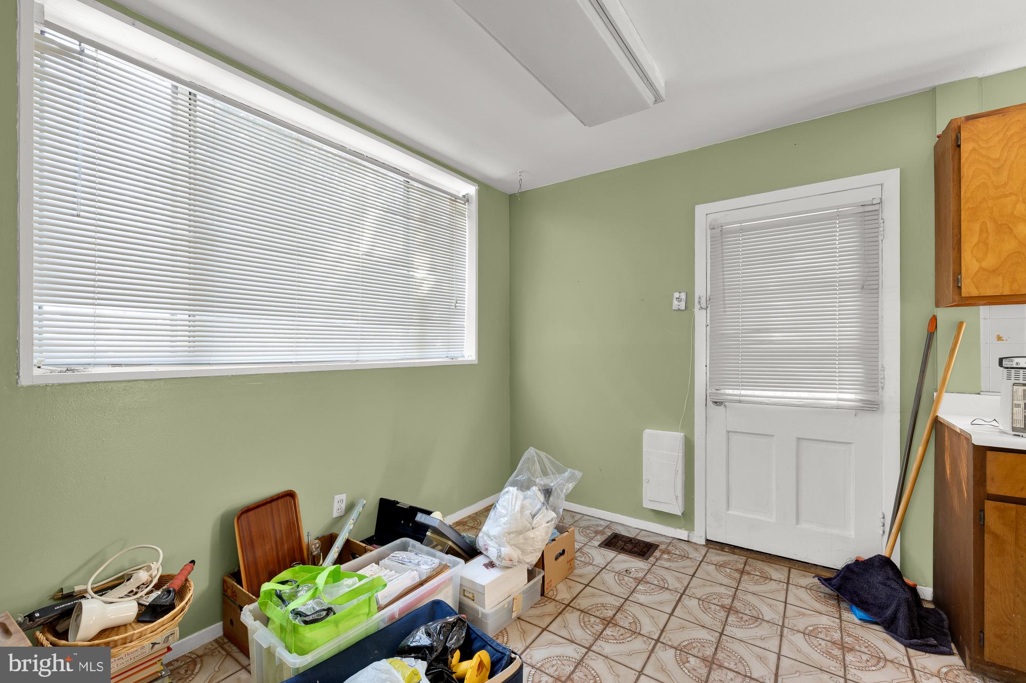 ROCK CREEK PALISADES - Residential