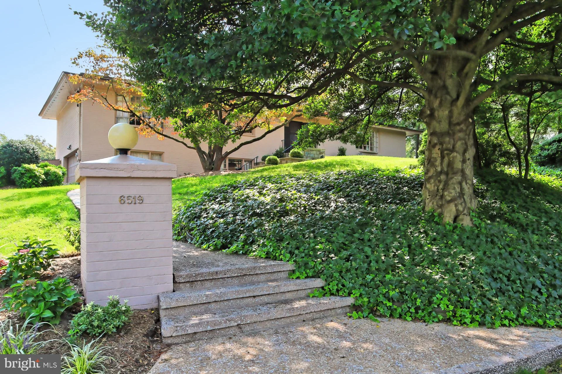 6519 Walters Woods Drive, Falls Church, VA 22044