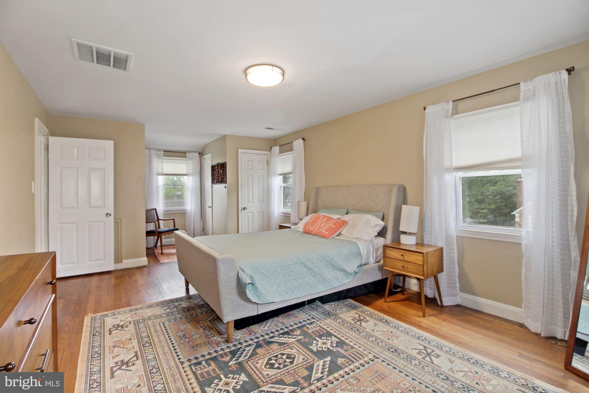 OAK FOREST - Residential