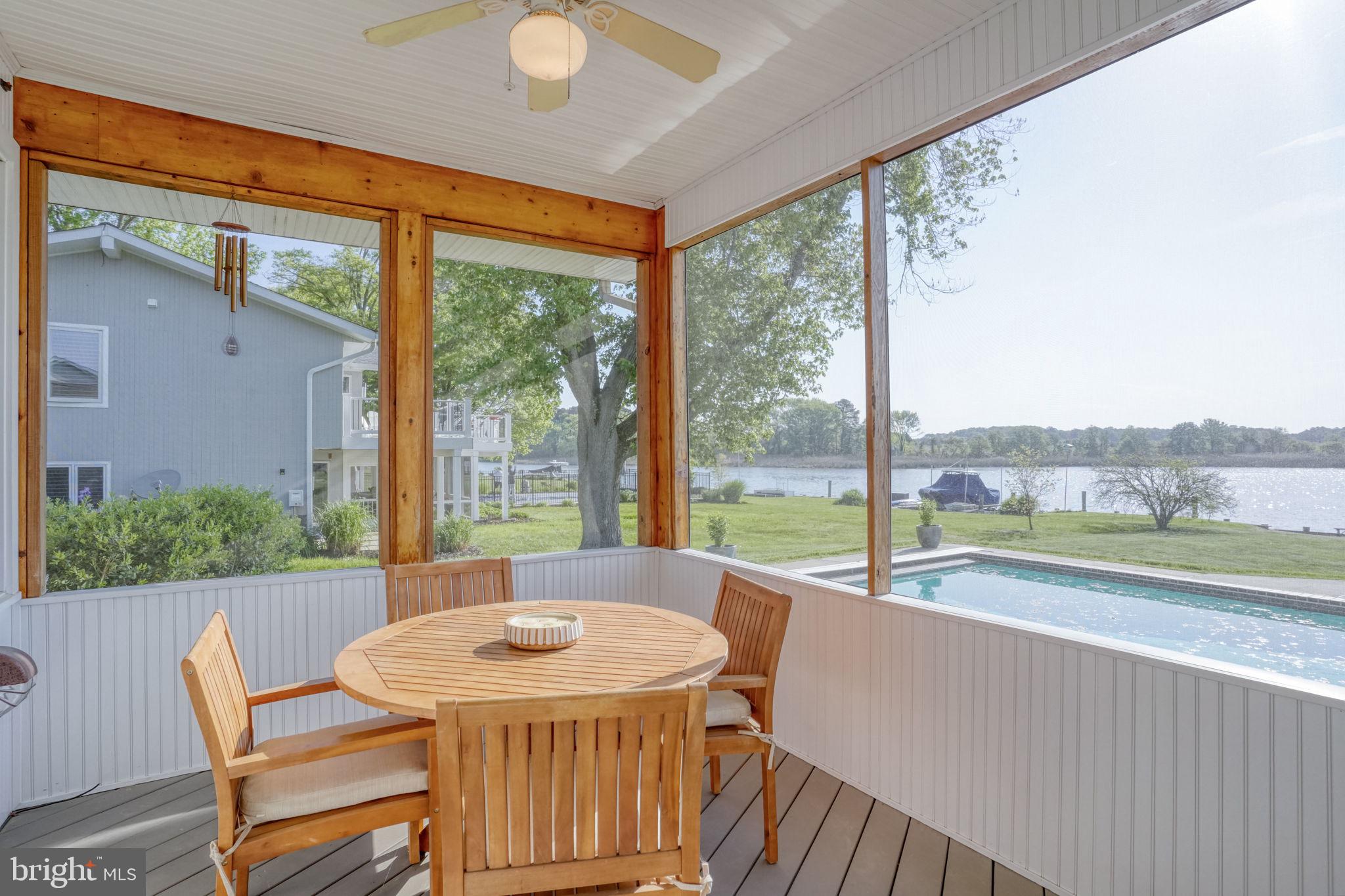 QUEEN ANNE COLONY - Residential