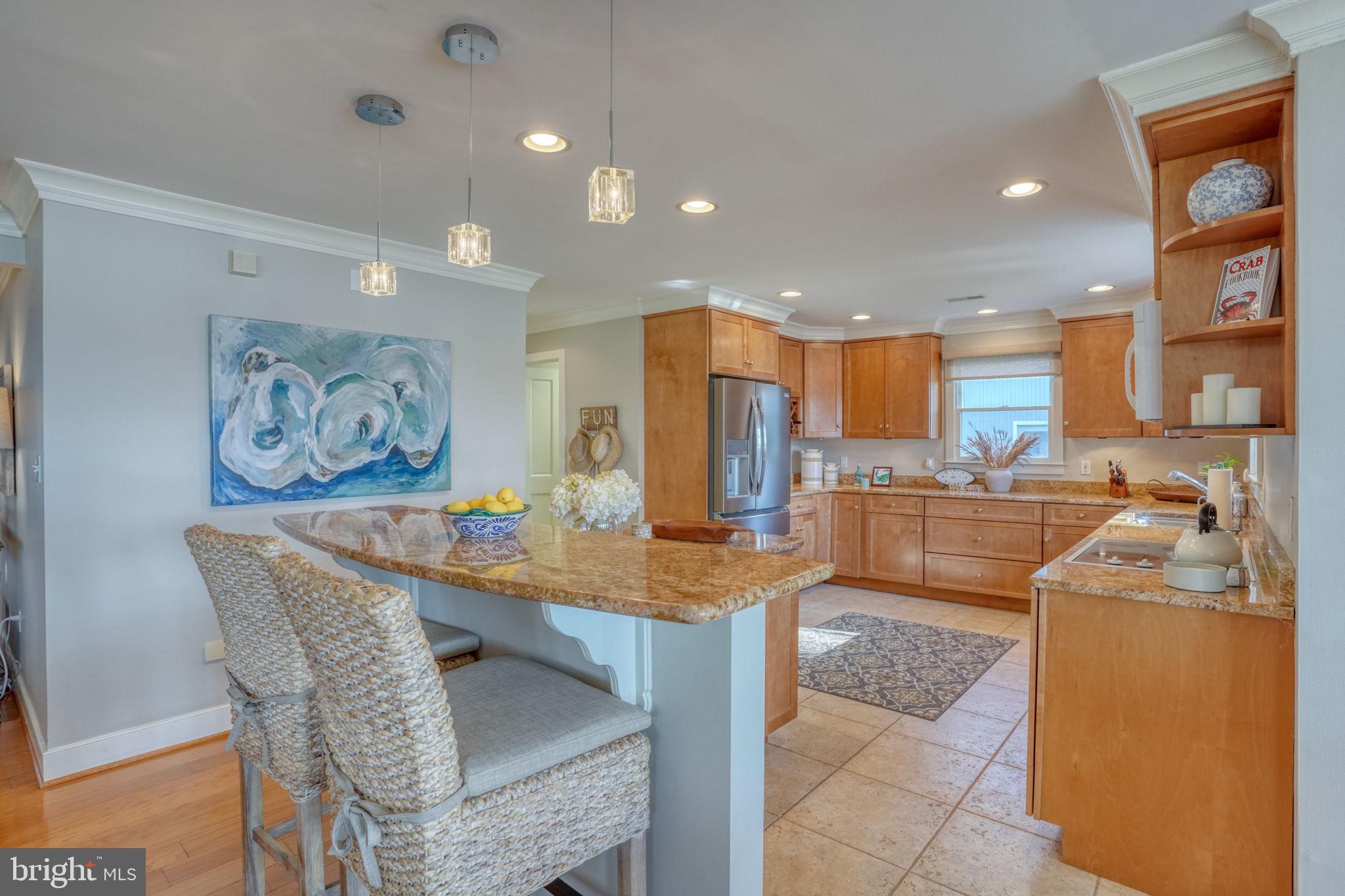 QUEEN ANNE COLONY - Residential