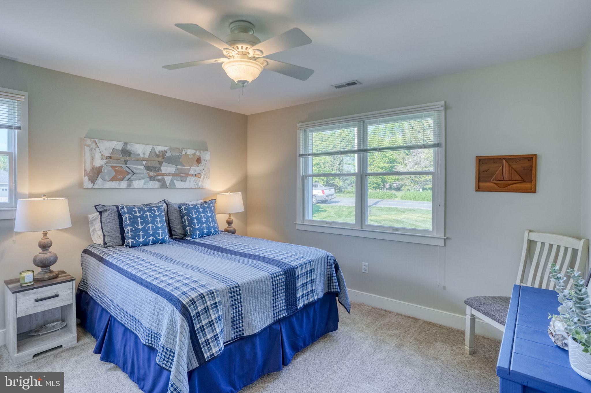 QUEEN ANNE COLONY - Residential